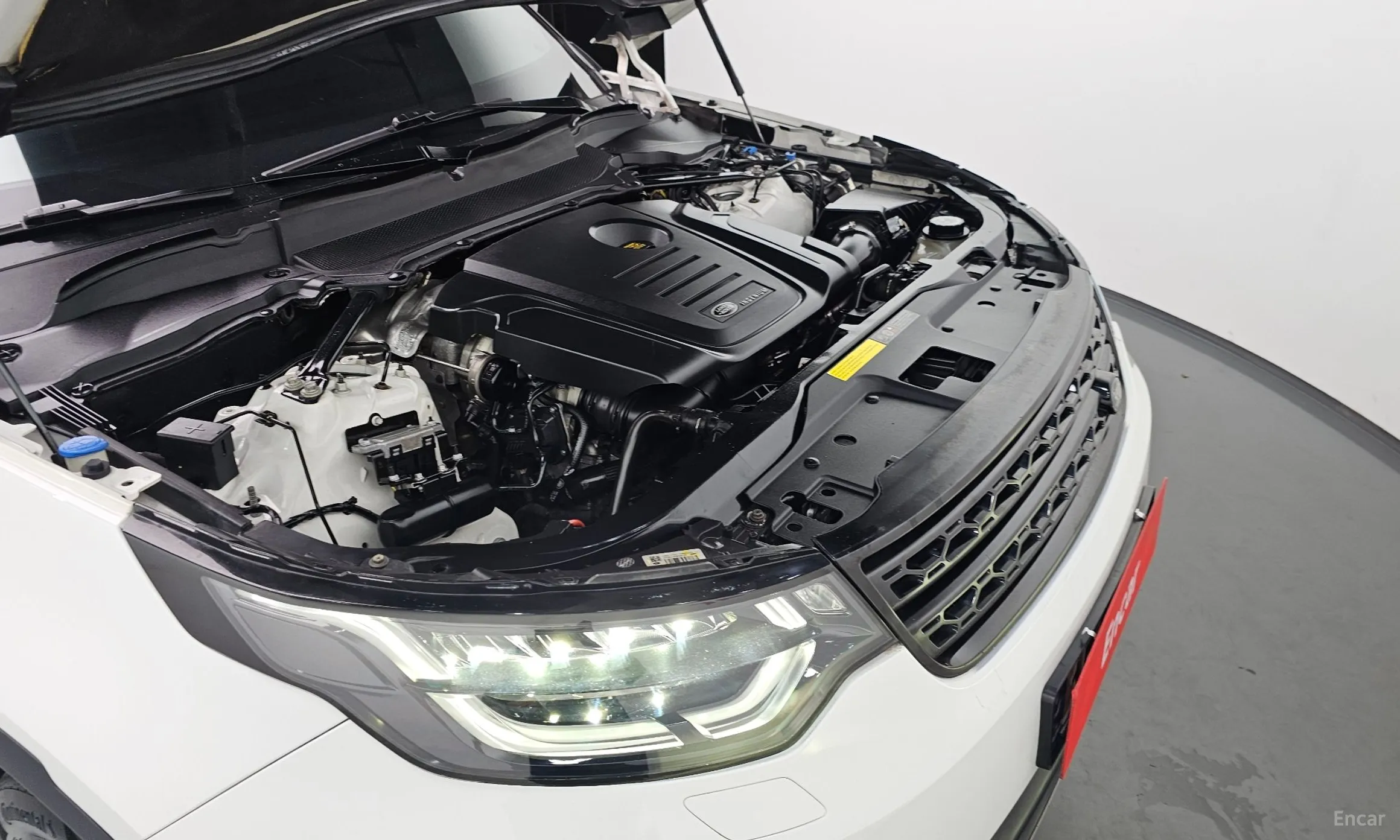 Land Rover Discovery 5 превью 6