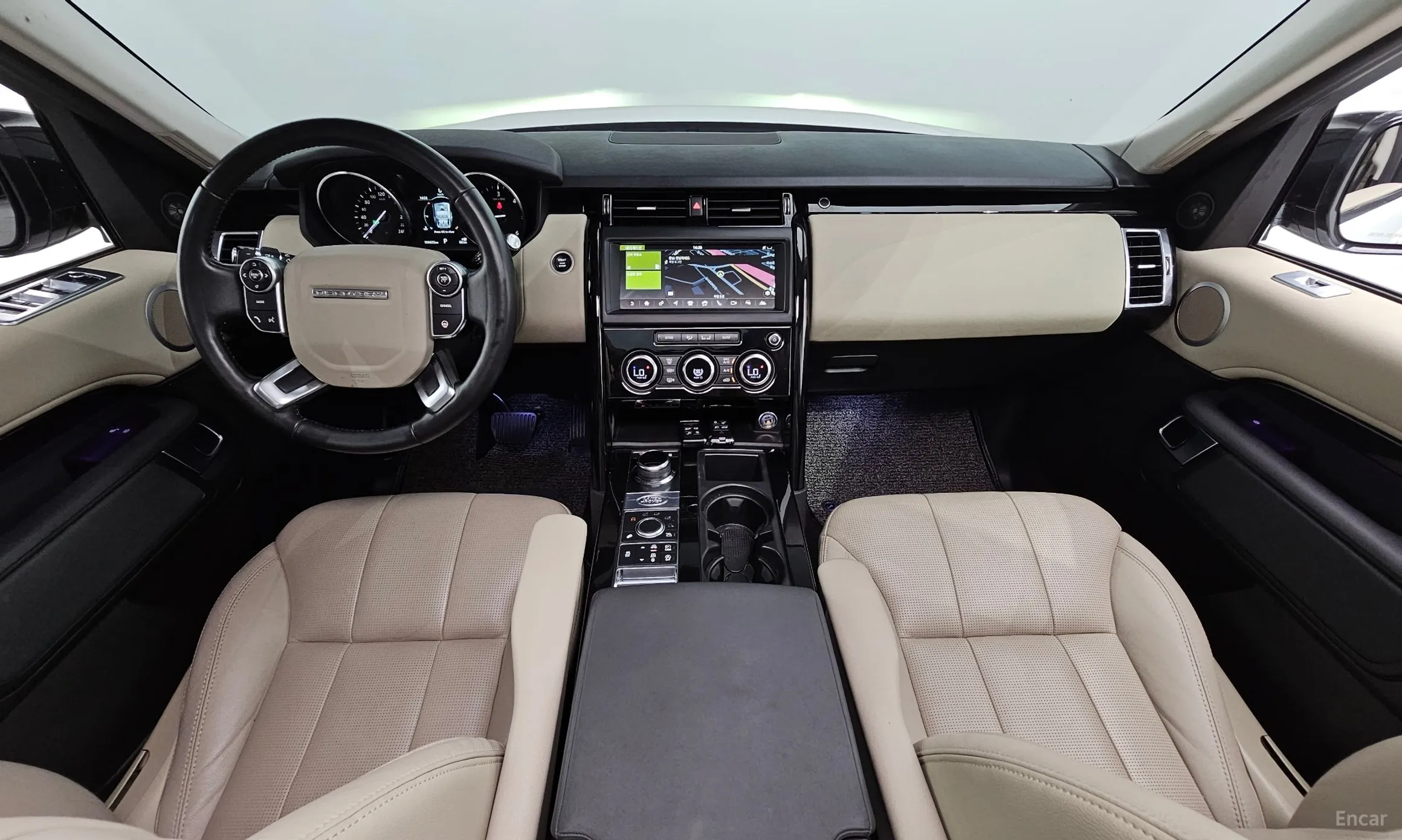 Land Rover Discovery 5 превью 7