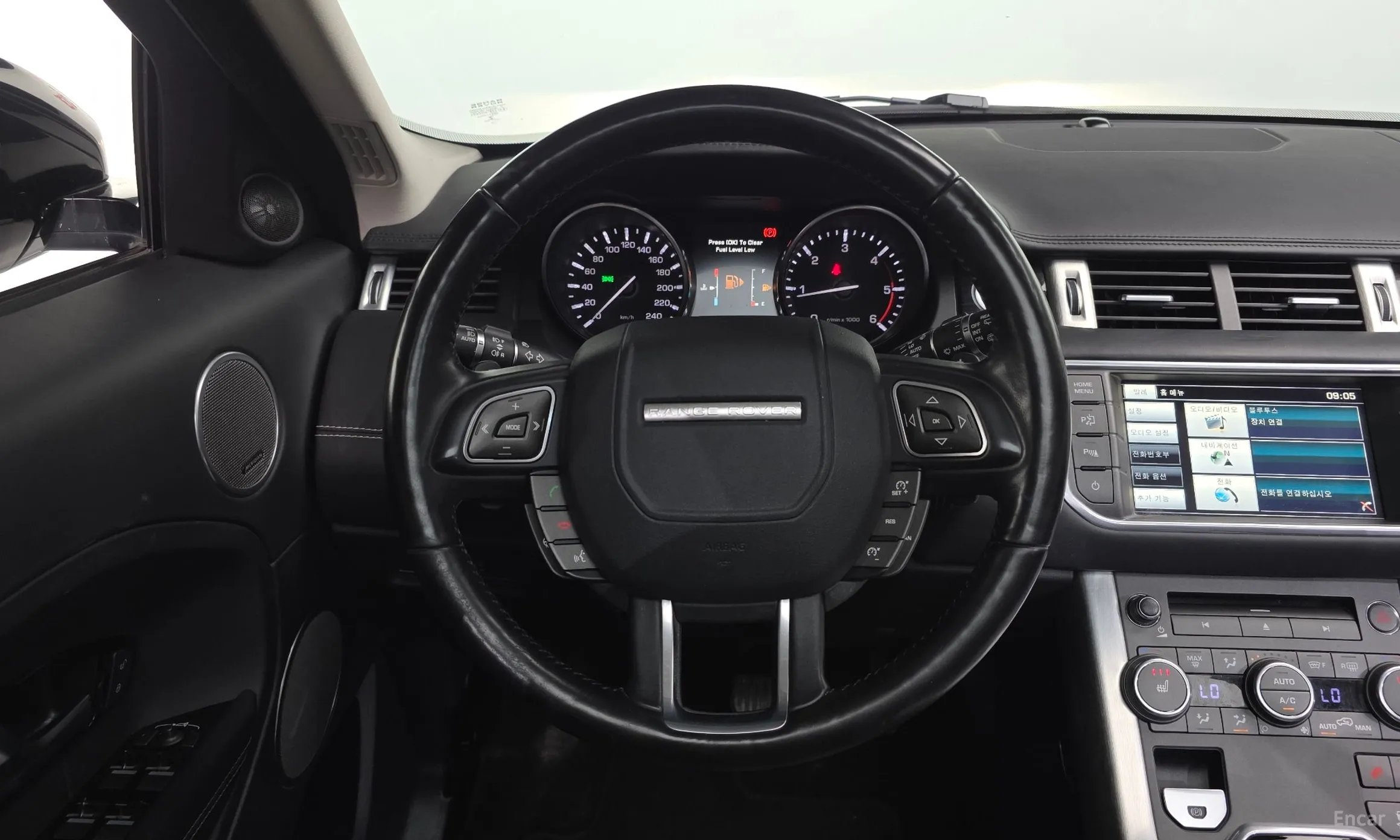Land Rover Range Rover Evoque превью 13
