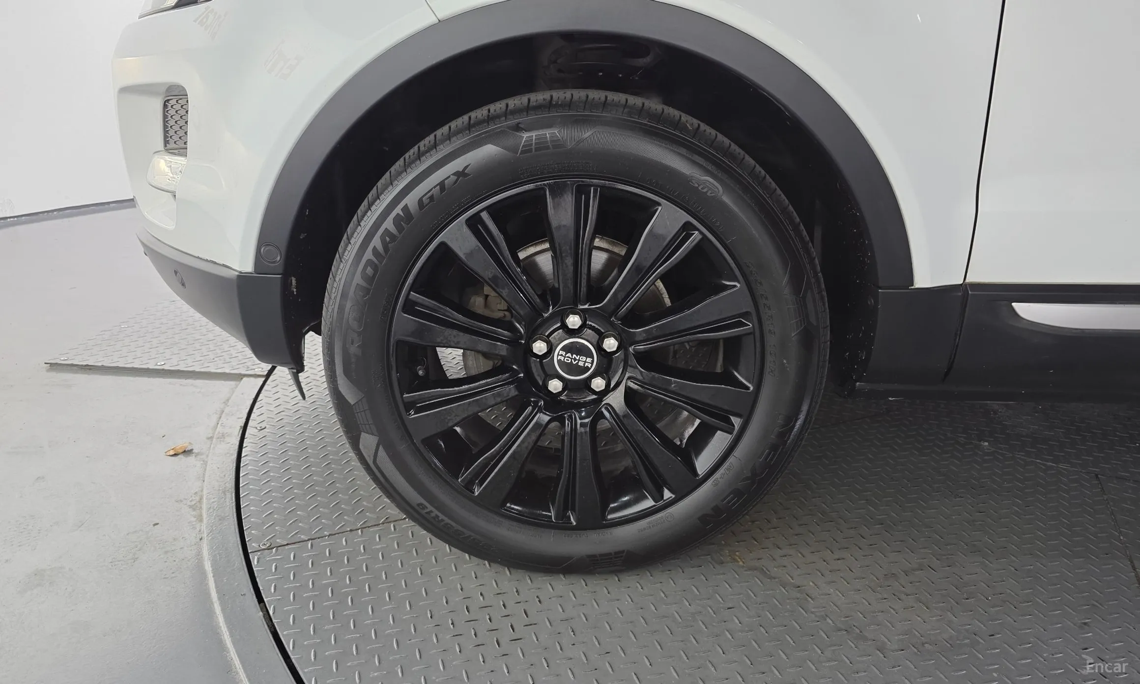 Land Rover Range Rover Evoque превью 5