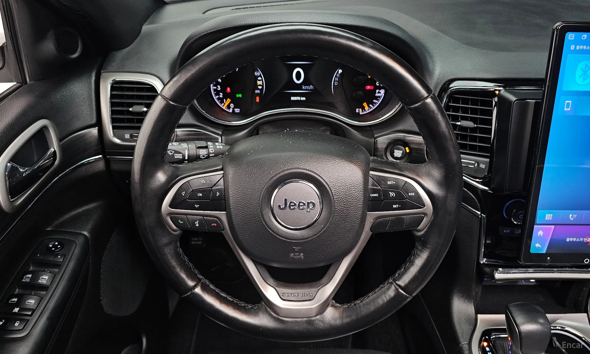 Jeep Grand Cherokee превью 13