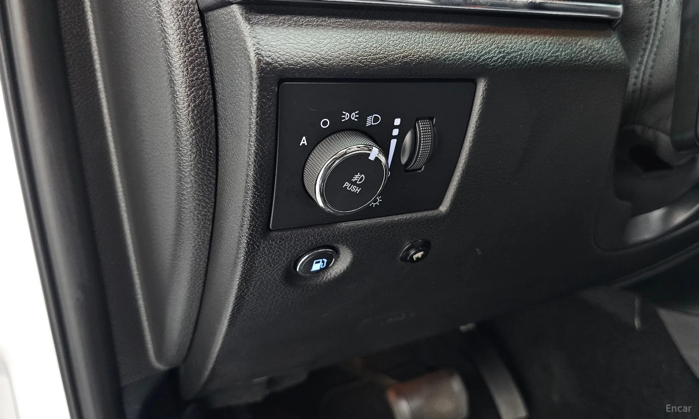 Jeep Grand Cherokee превью 18