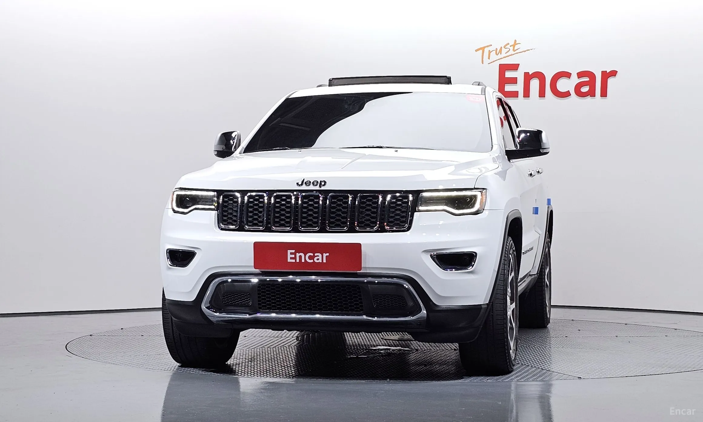 Jeep Grand Cherokee превью 3