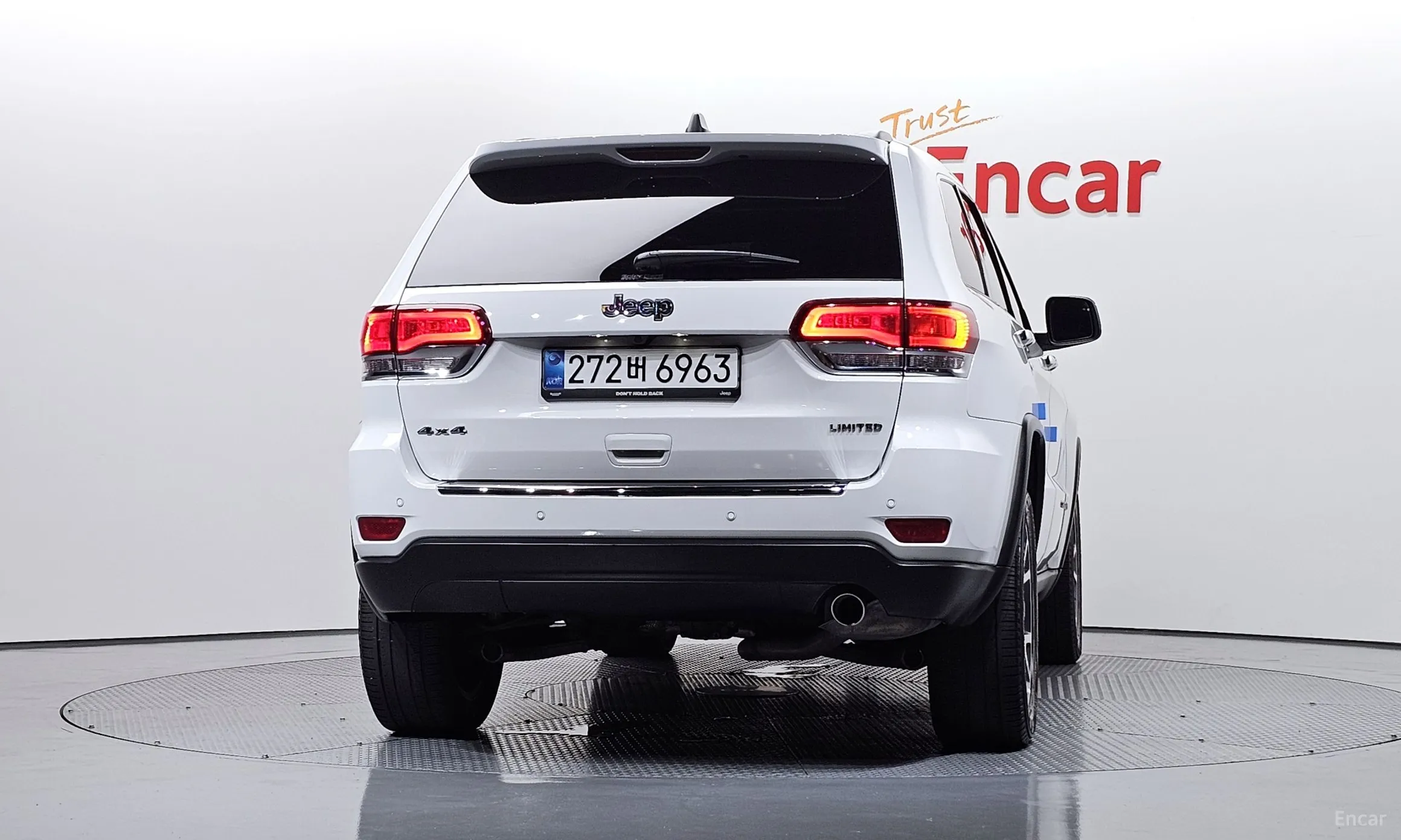 Jeep Grand Cherokee превью 4