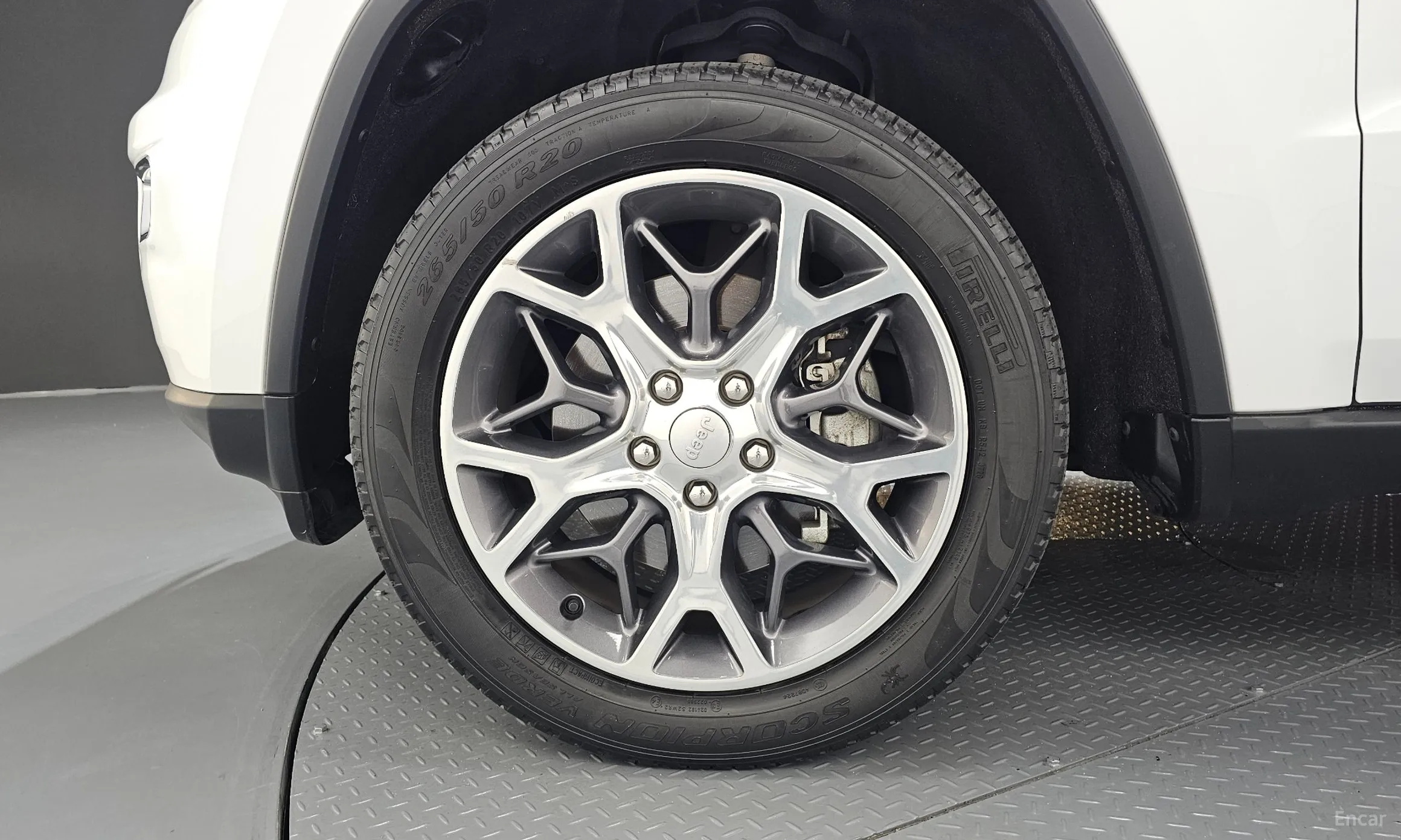 Jeep Grand Cherokee превью 5