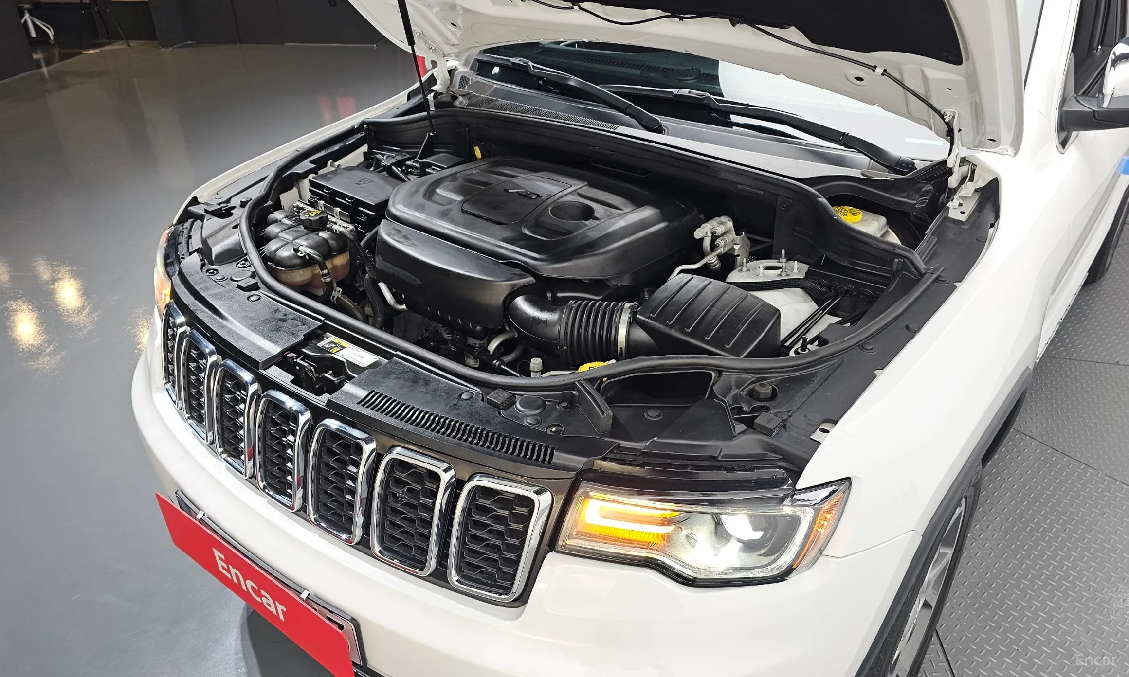 Jeep Grand Cherokee превью 6