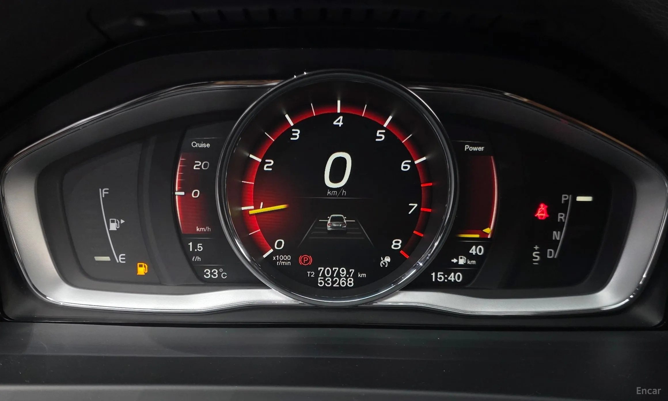 Volvo S60 превью 8