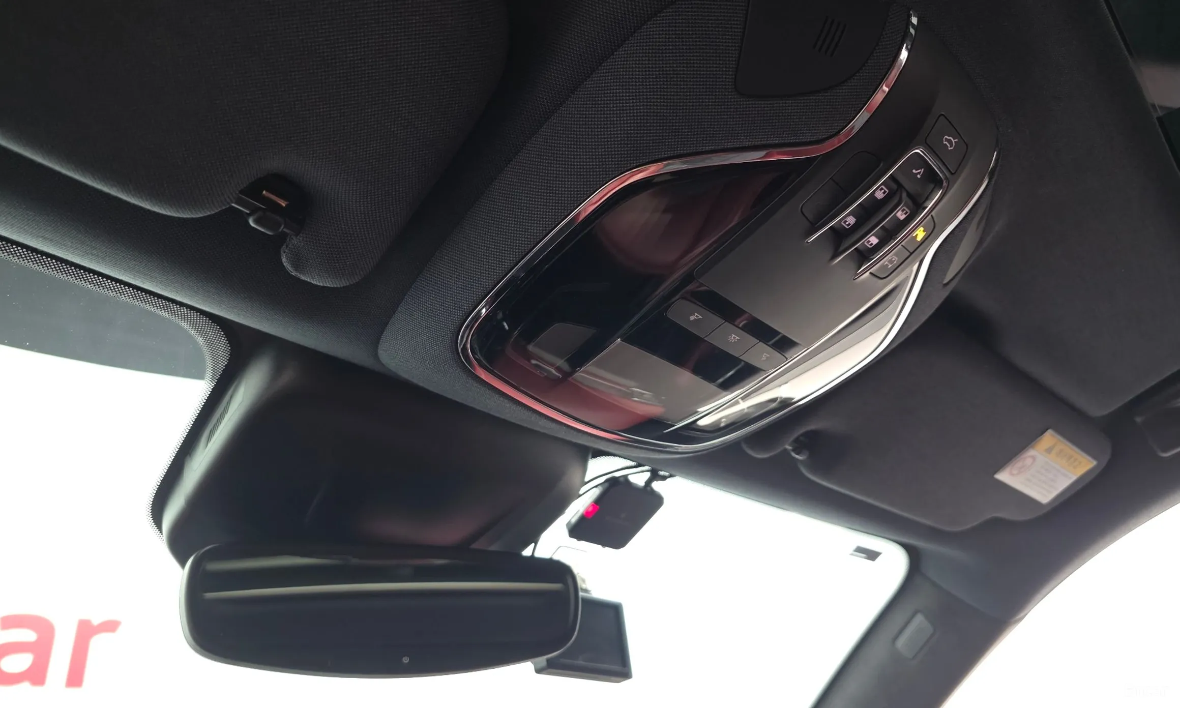 Maserati Levante превью 18