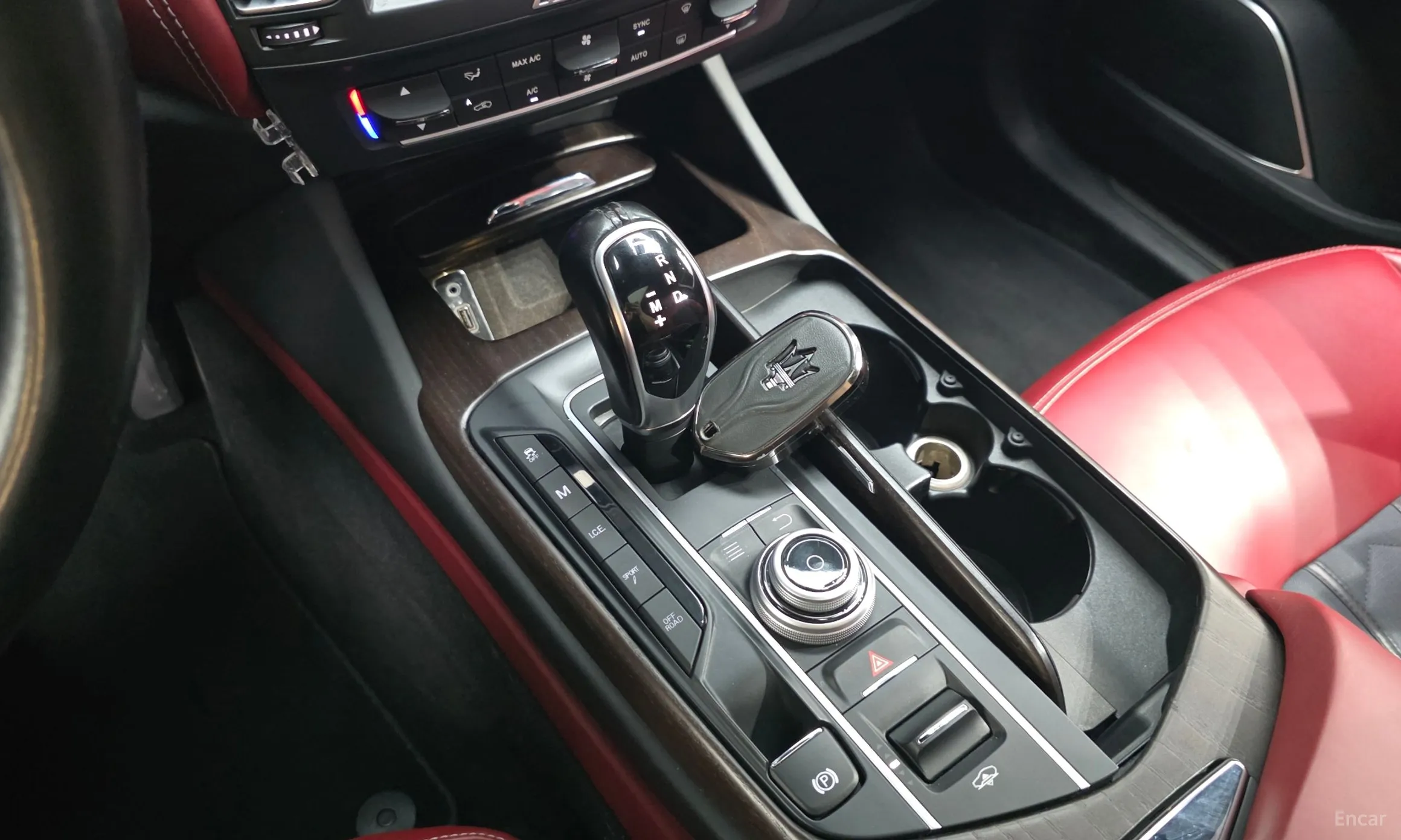 Maserati Levante превью 9