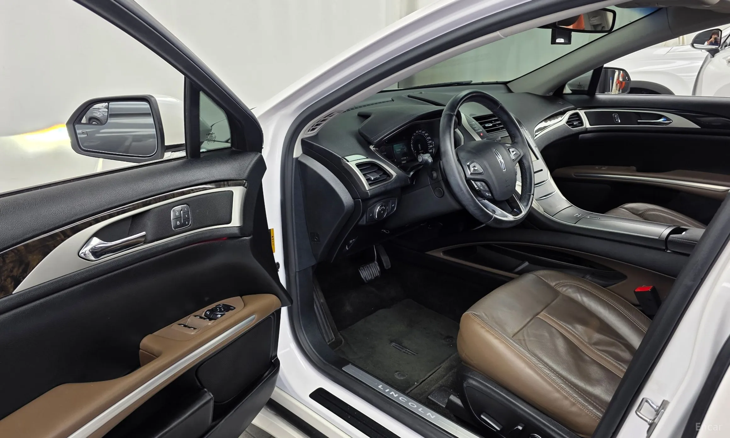 Lincoln New MKZ превью 10