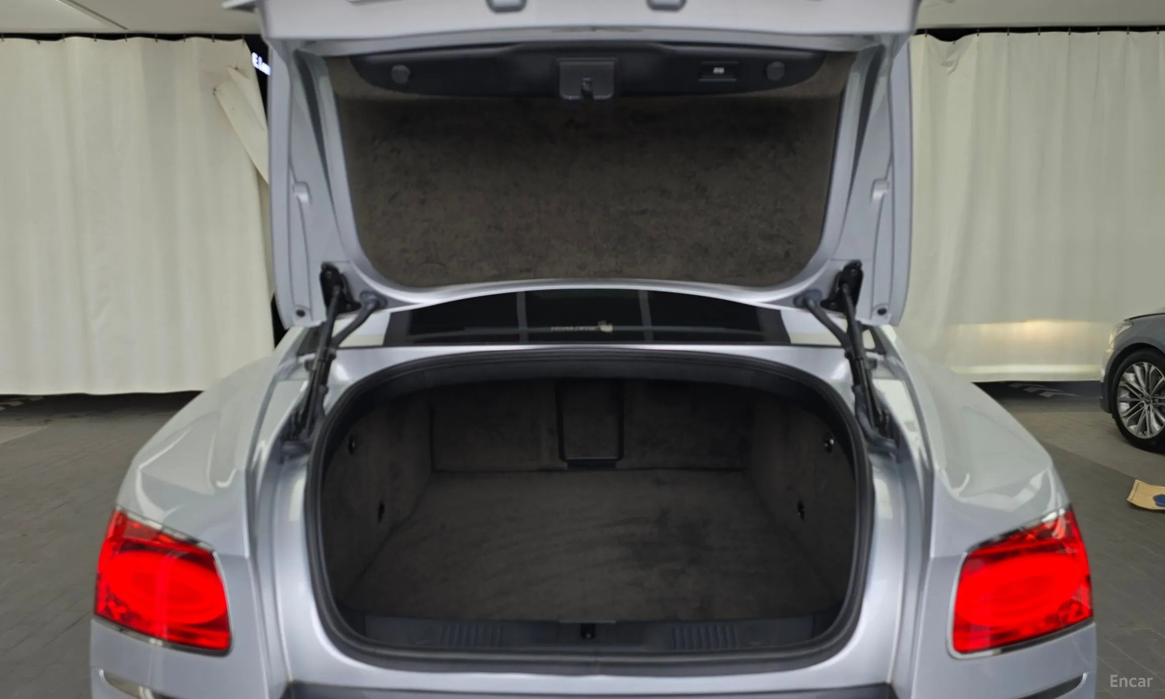 Bentley Flying Spur 2nd Generation превью 20