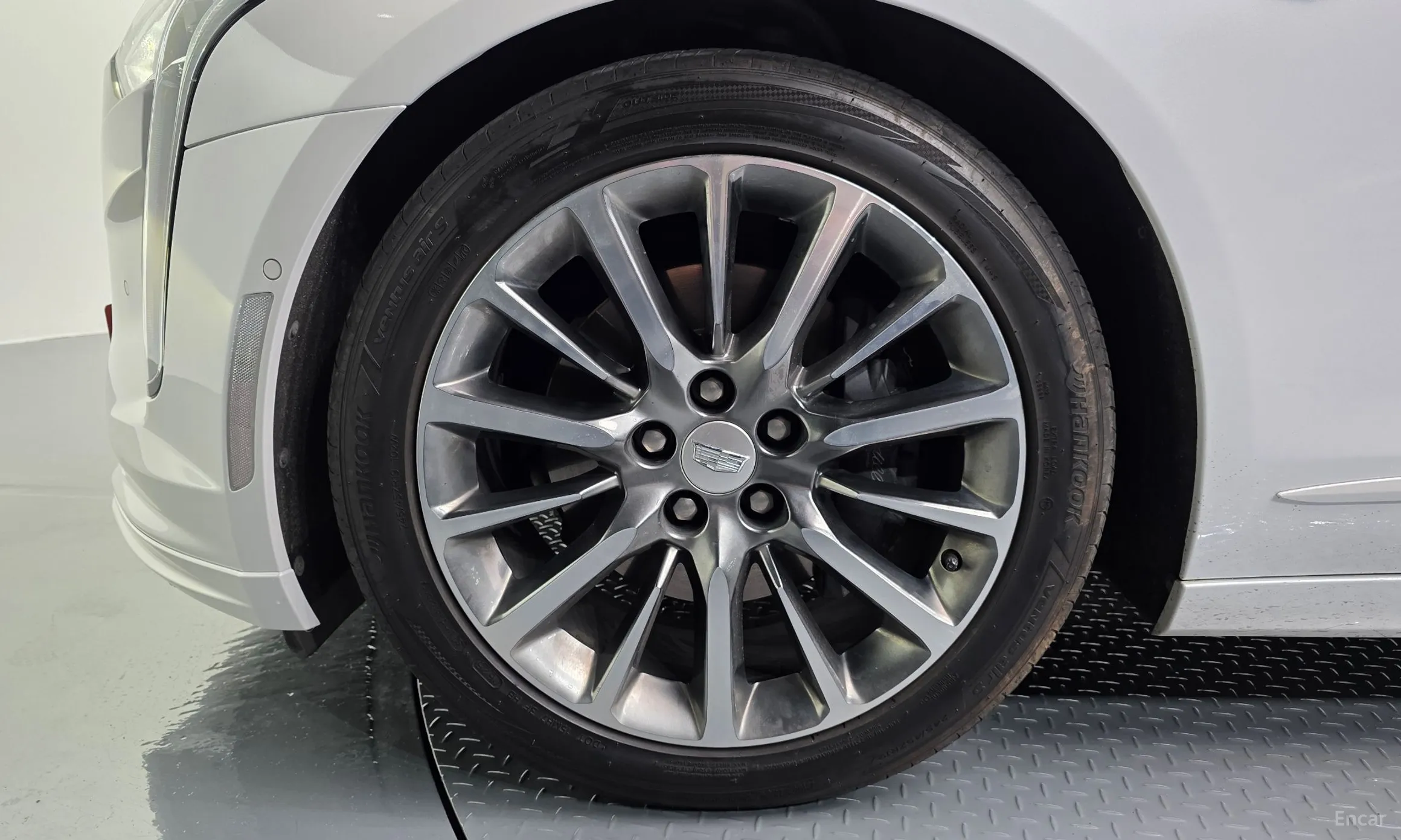 Cadillac CT6 превью 5