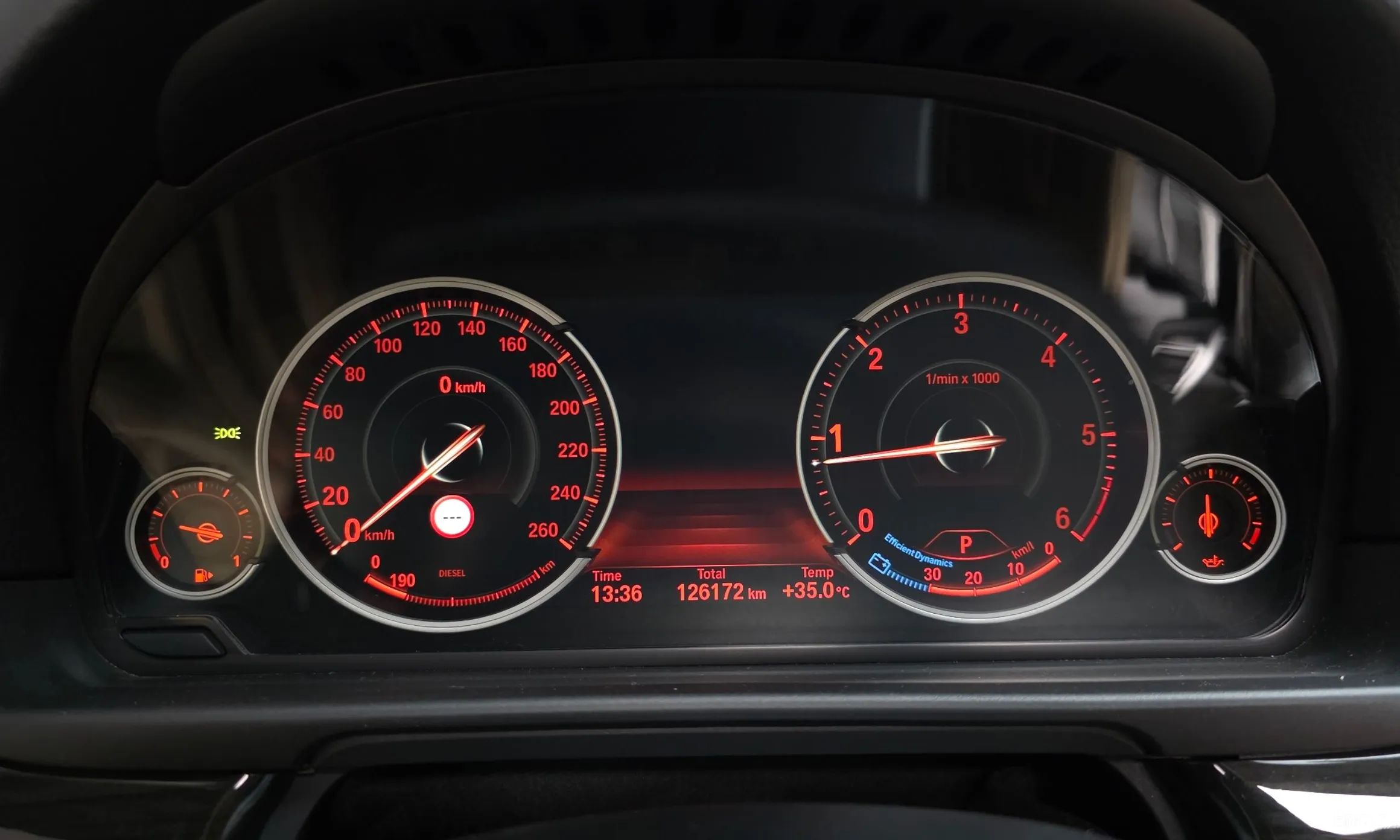 BMW 5 Series (F10) превью 8