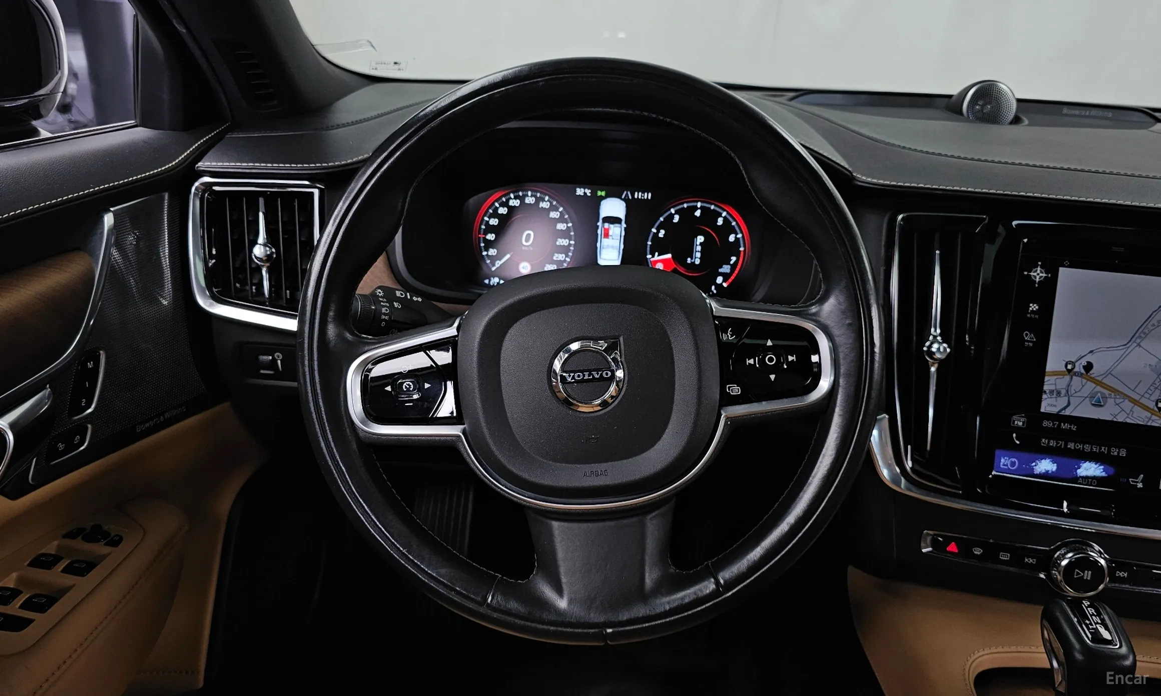 Volvo S90 превью 13