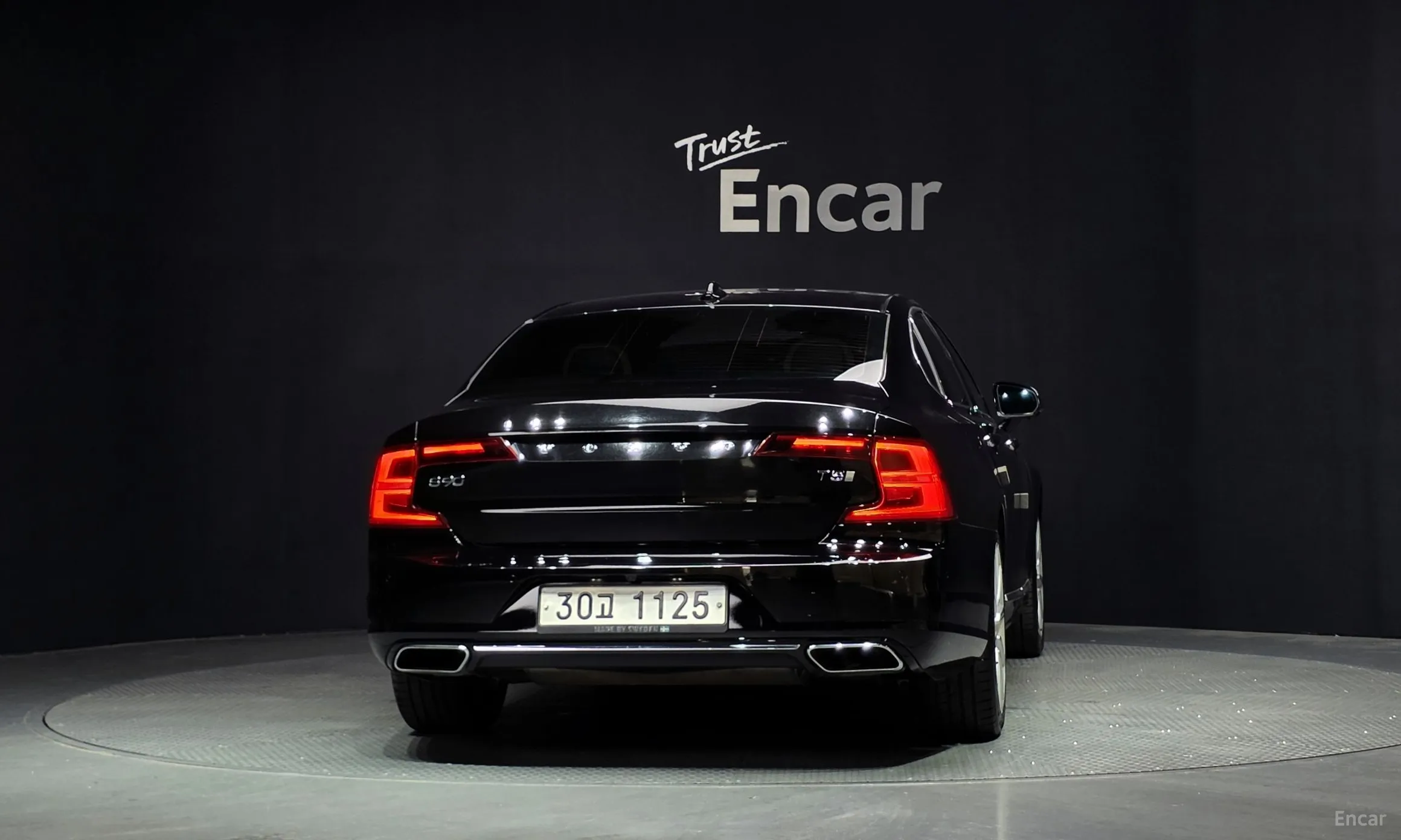 Volvo S90 превью 4