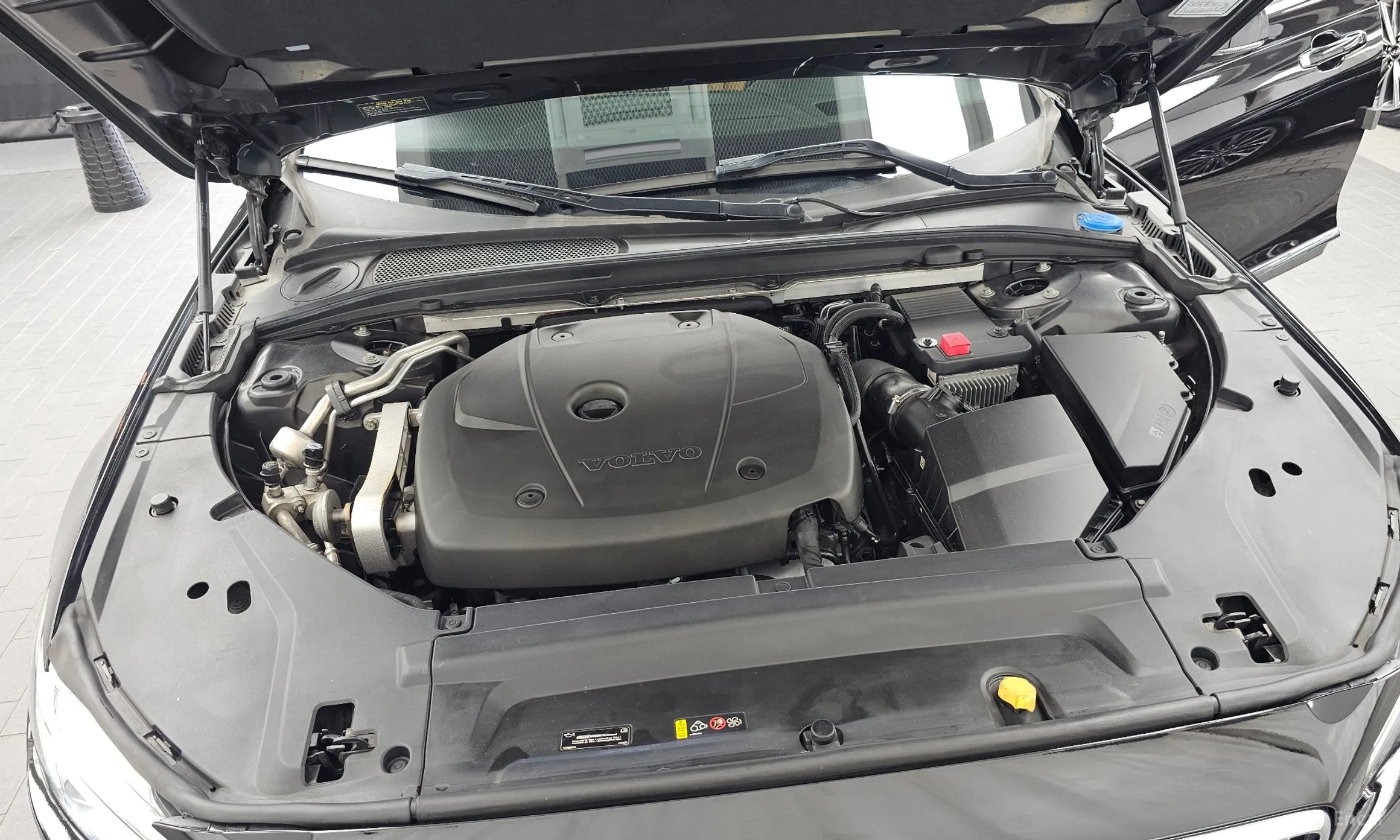 Volvo S90 превью 6