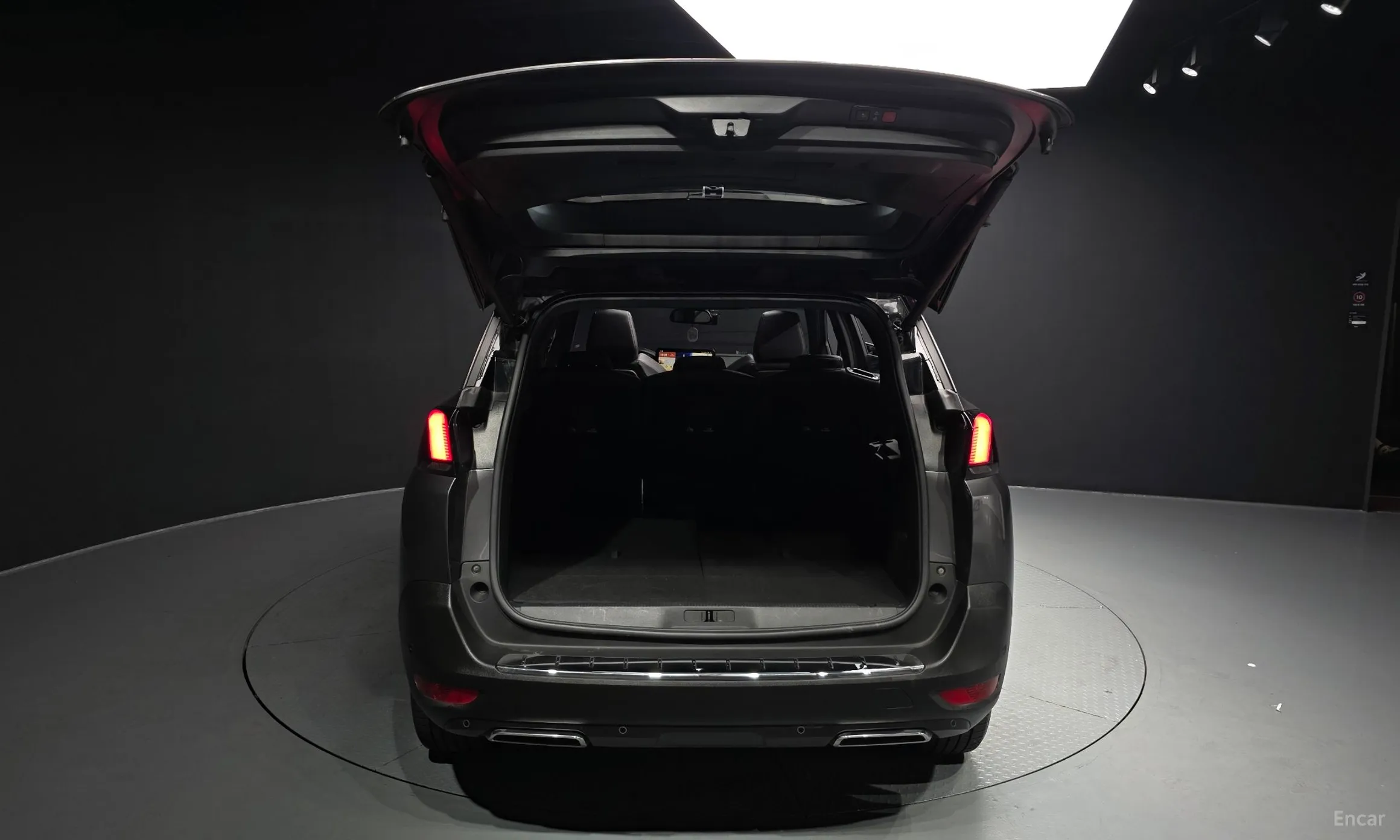 Peugeot 5008 2nd generation превью 20