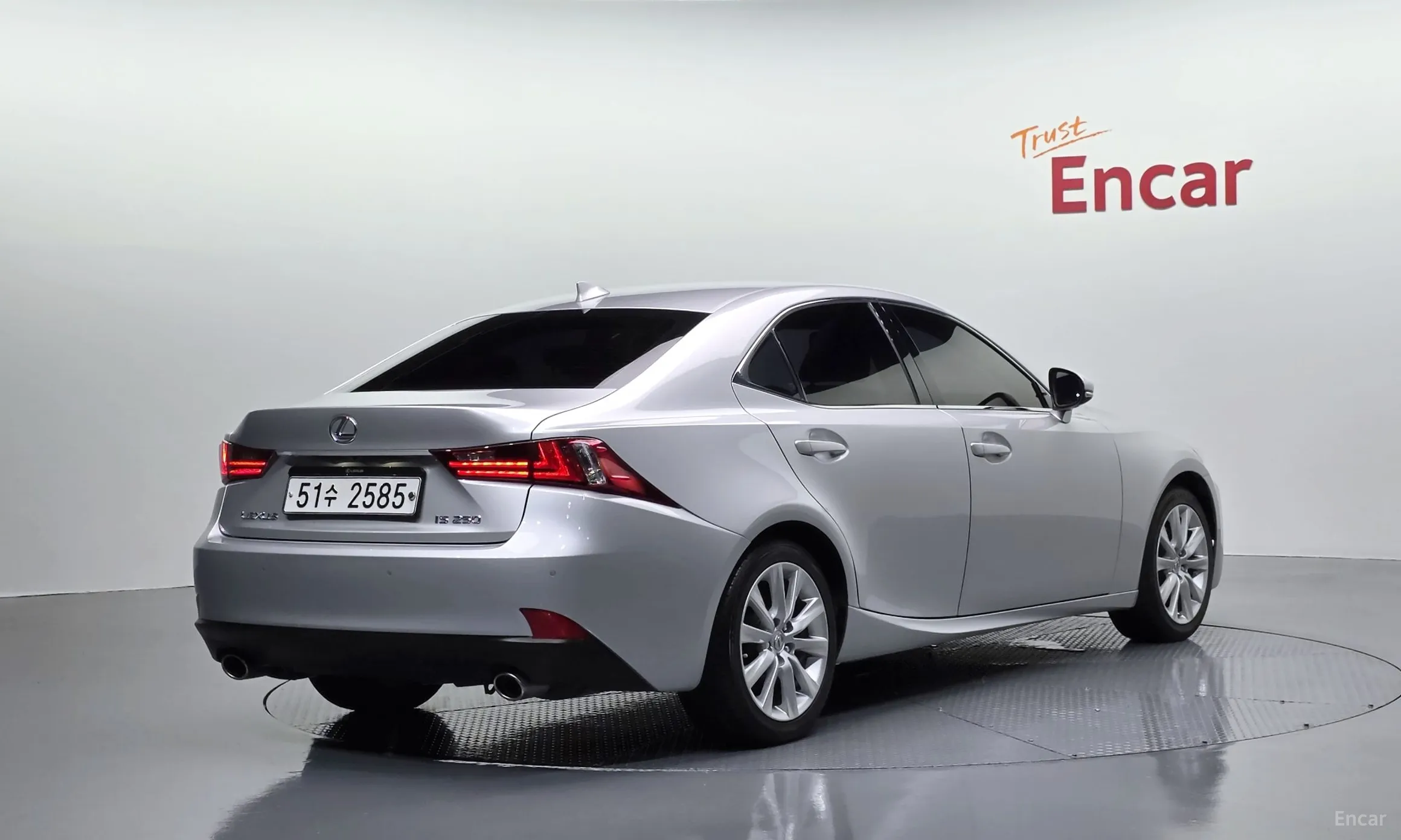 Lexus New IS250