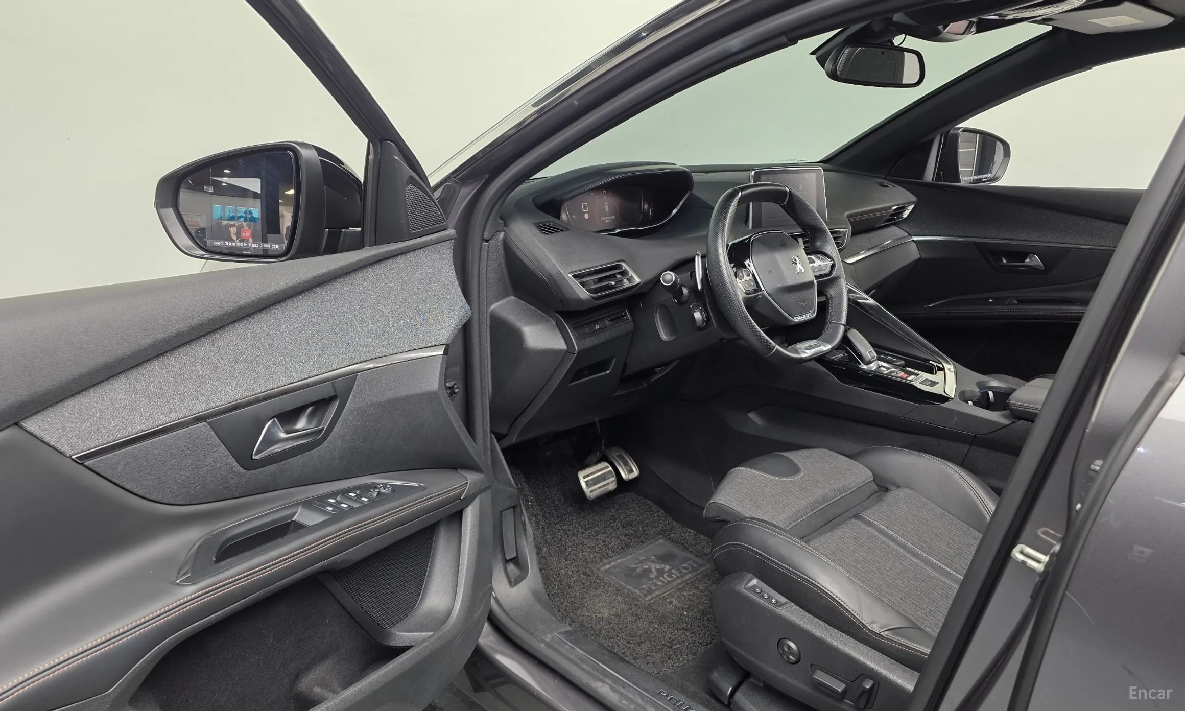Peugeot 5008 2nd generation превью 10