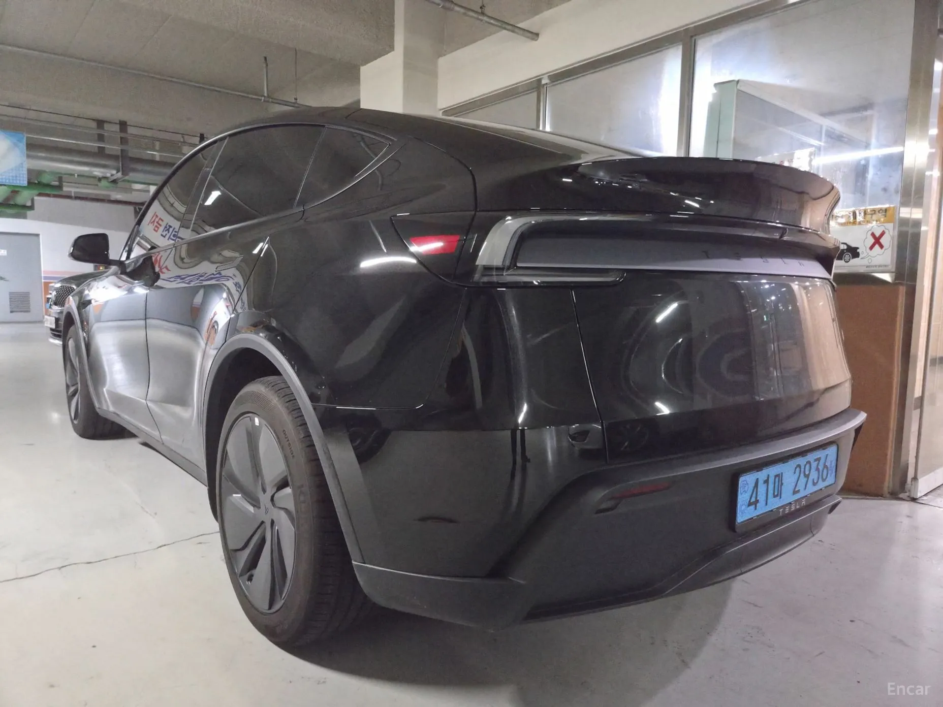 Tesla Model Y превью 3