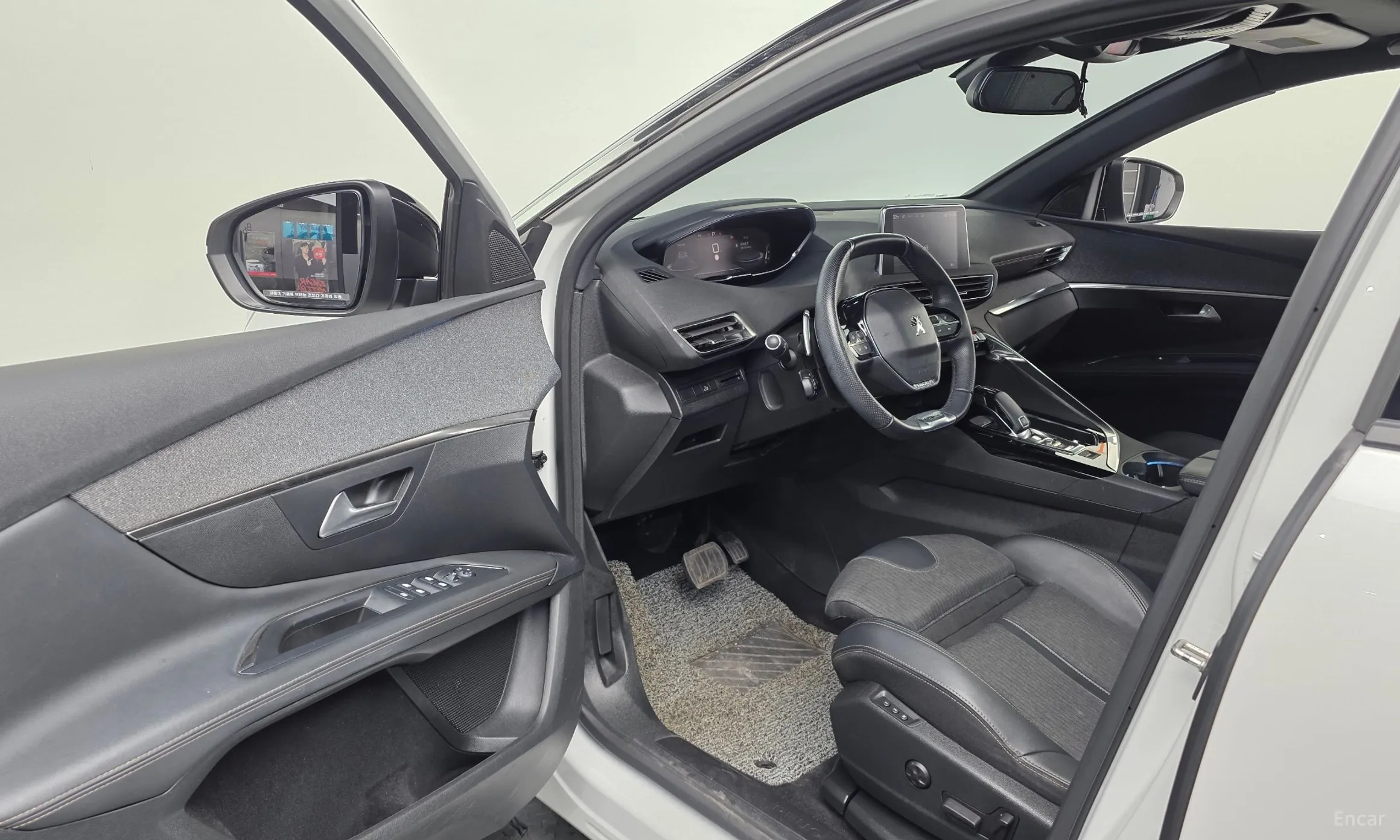Peugeot 3008 2nd generation превью 10