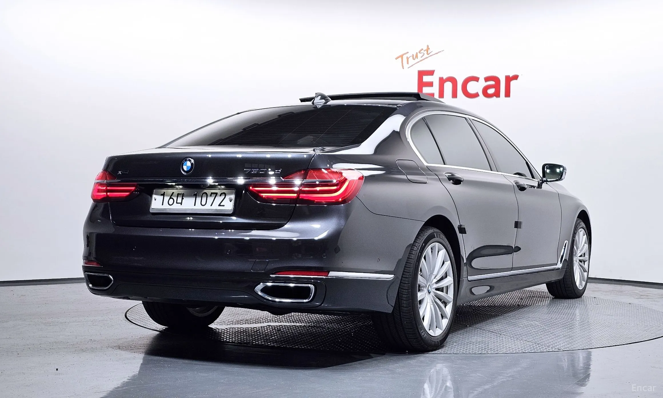 BMW 7 Series (G11)