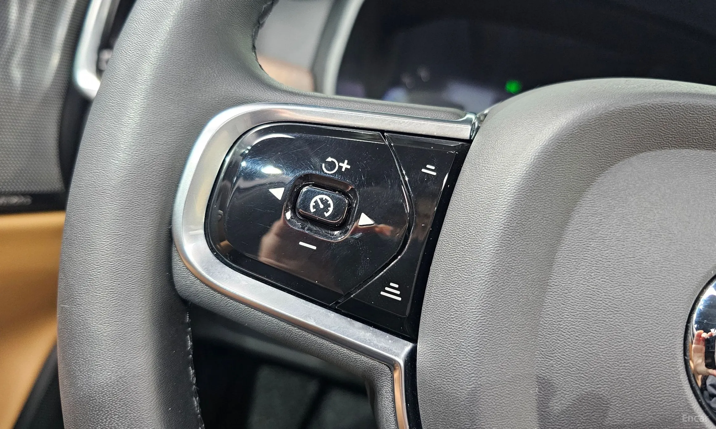 Volvo S90 превью 15