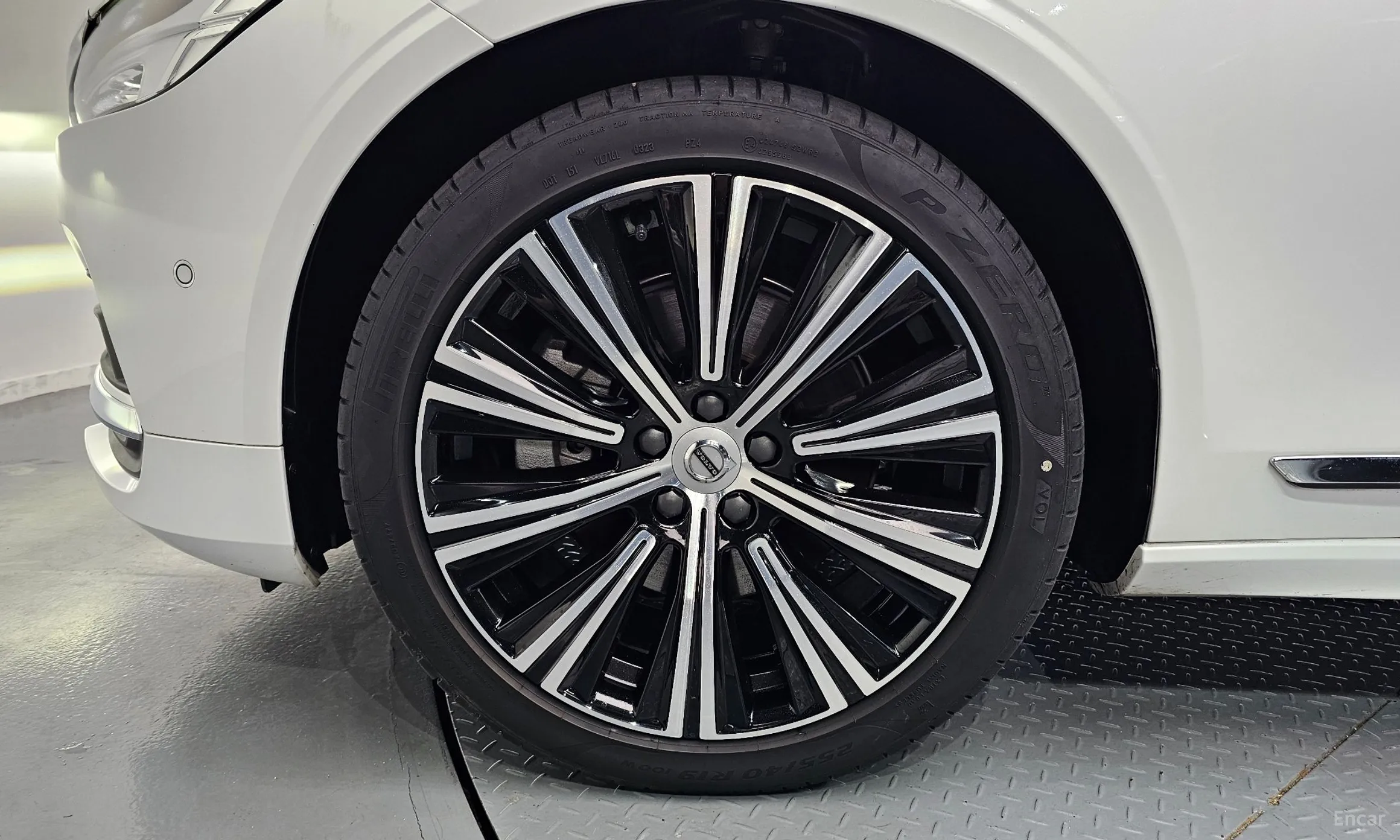 Volvo S90 превью 5
