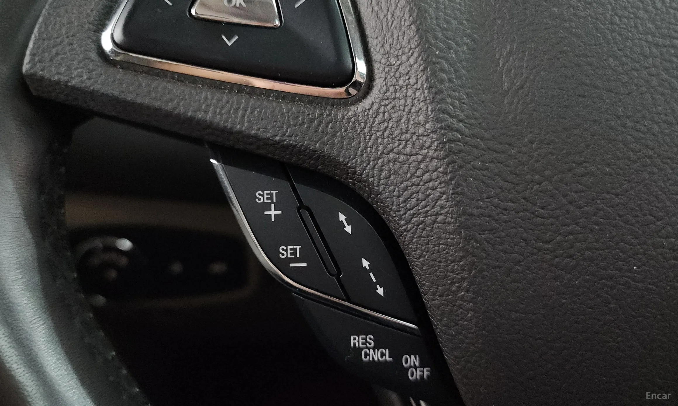 Lincoln MKC превью 16