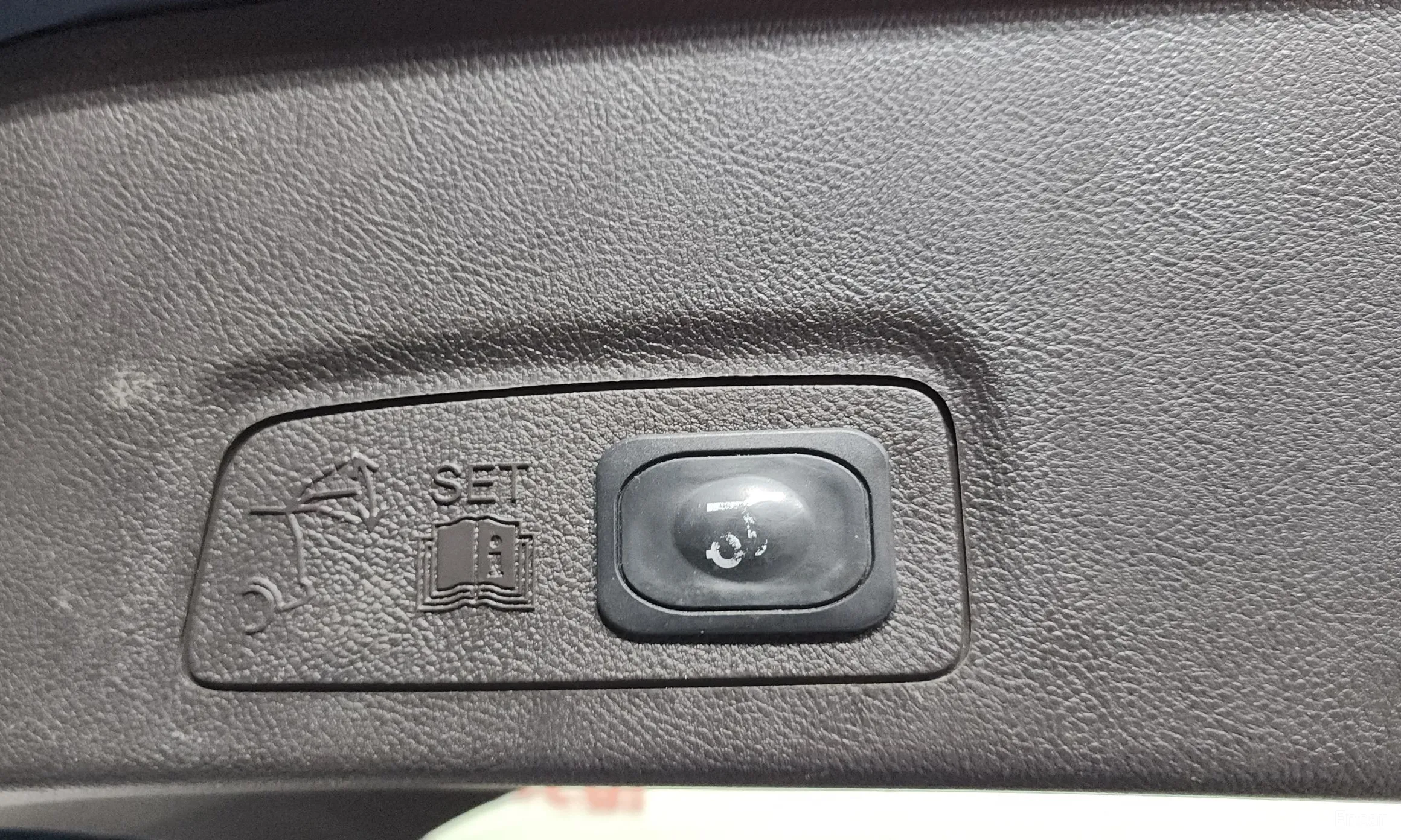 Lincoln MKC превью 18