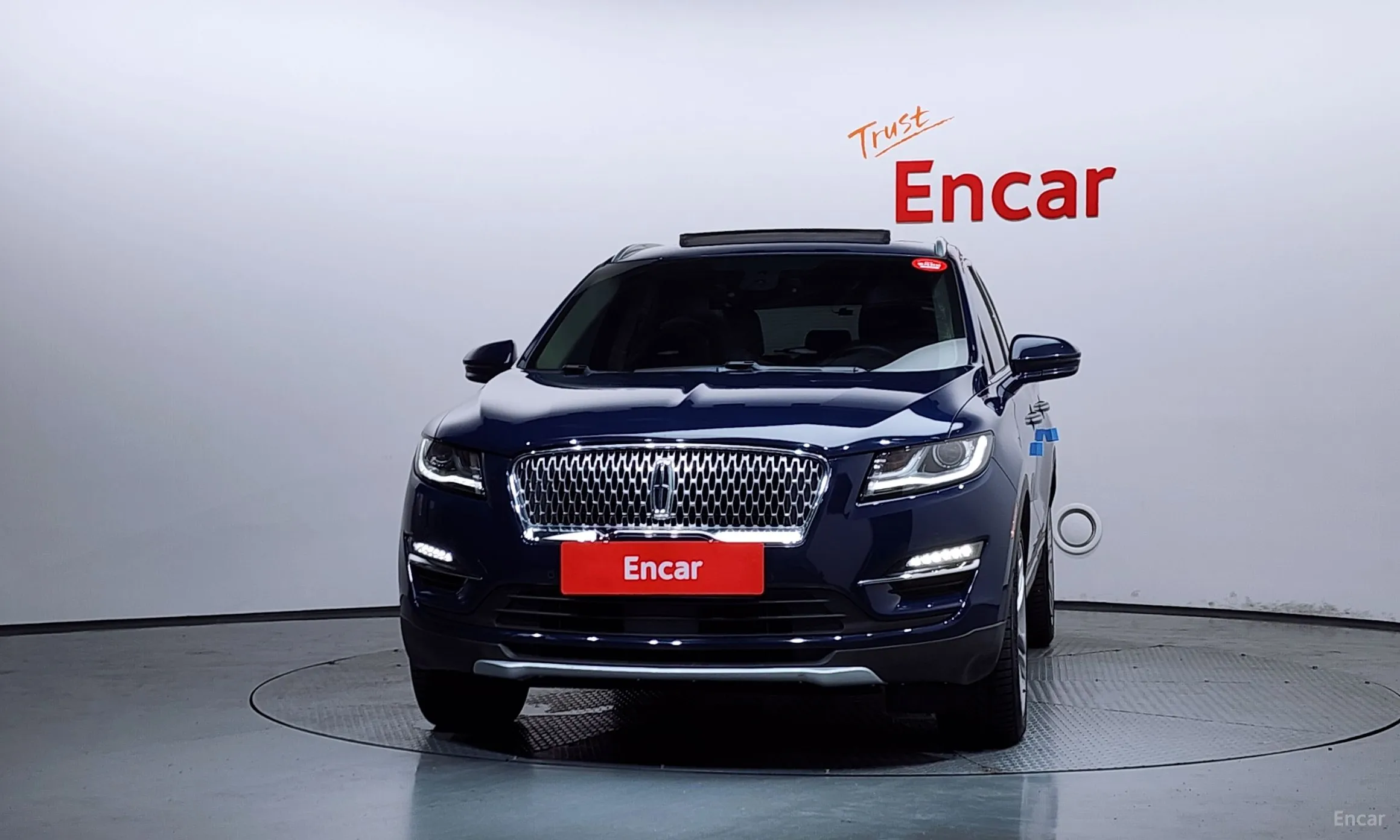 Lincoln MKC превью 3