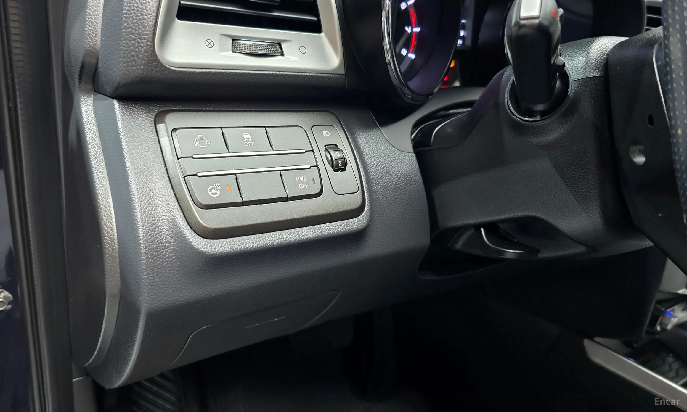 KG Mobility (SsangYong) Tivoli, Lazio превью 17