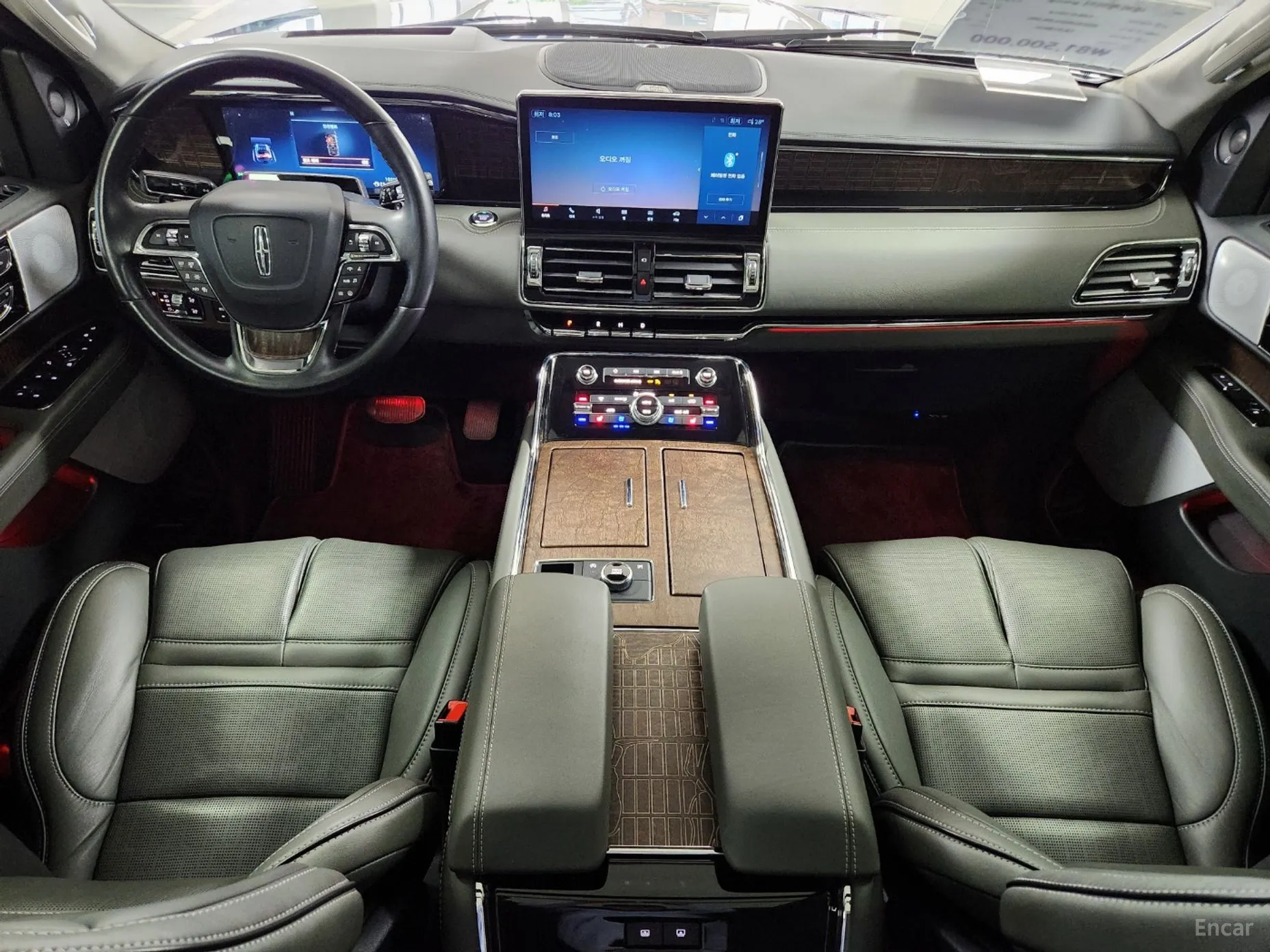 Lincoln Navigator 4th generation превью 7