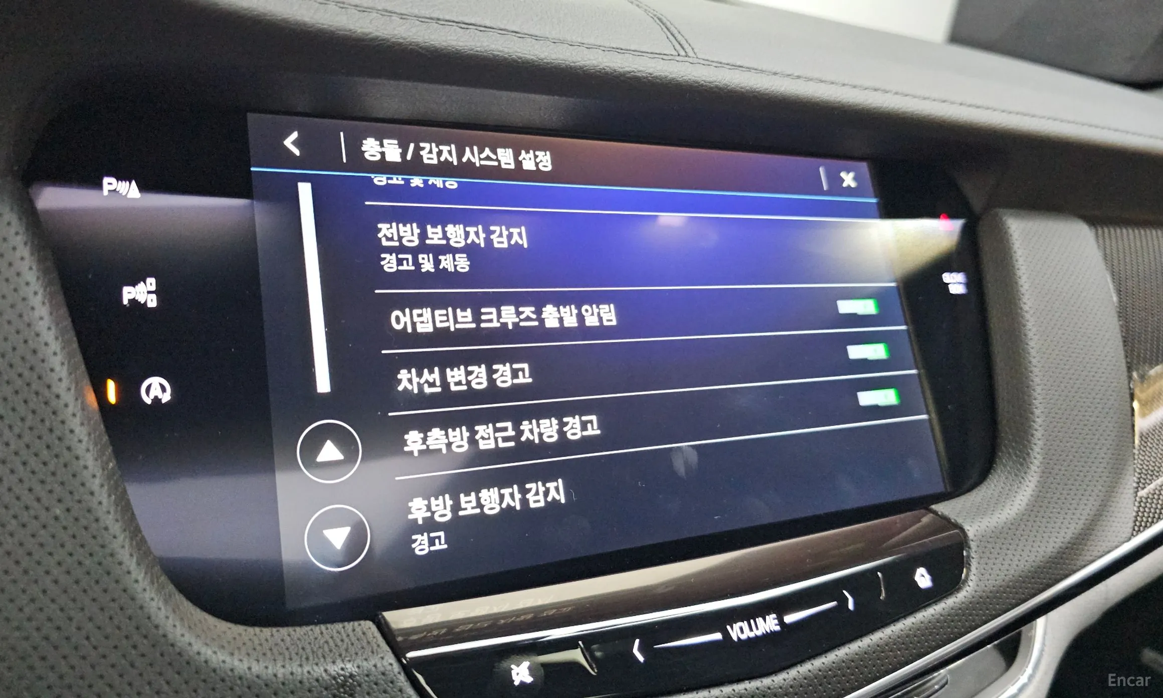 Cadillac CT6 превью 16