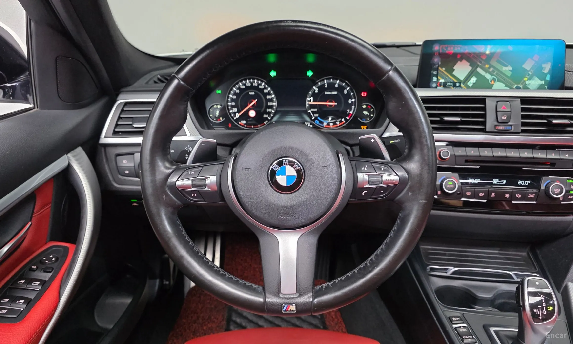 BMW 3 Series (F30) превью 13