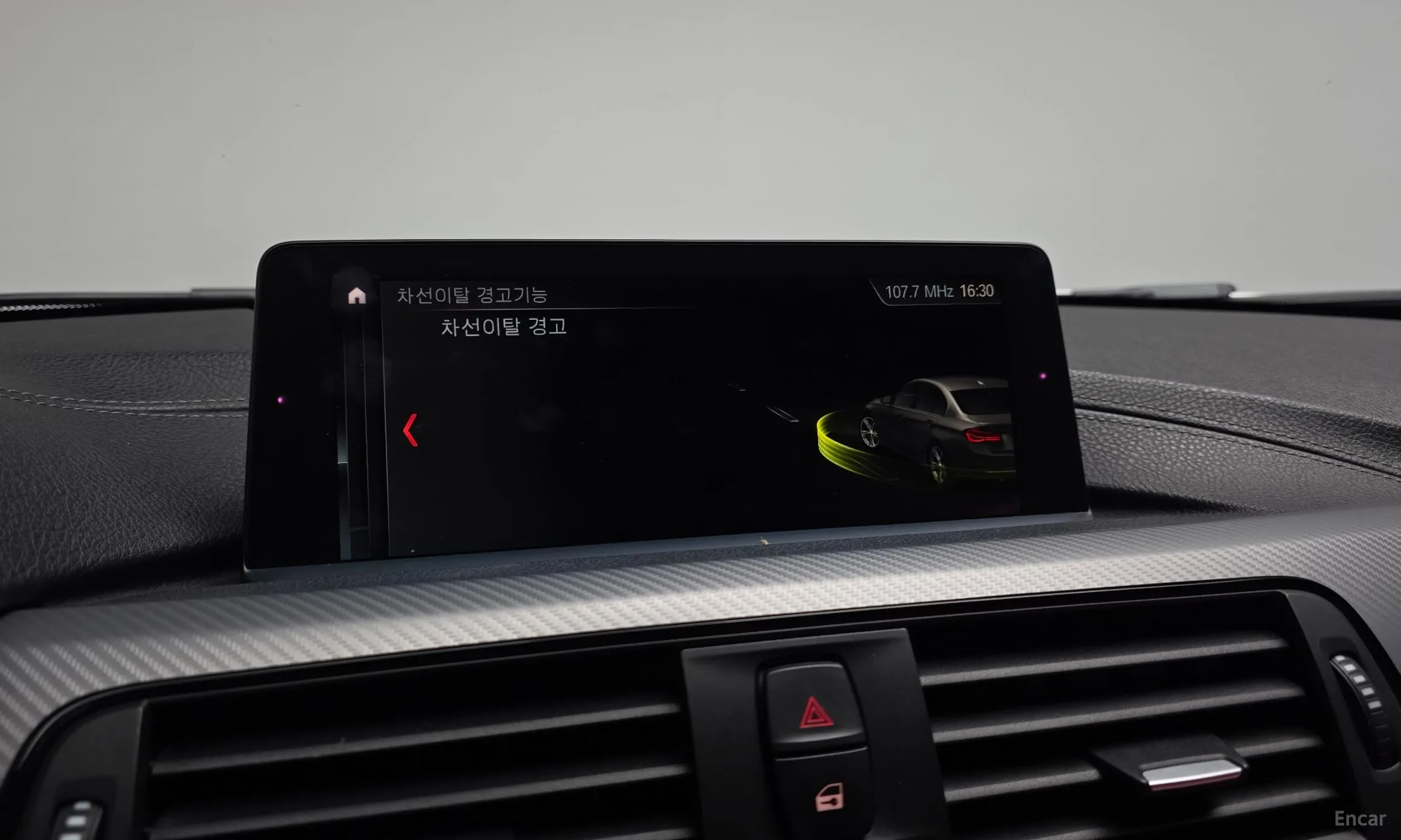 BMW 3 Series (F30) превью 16