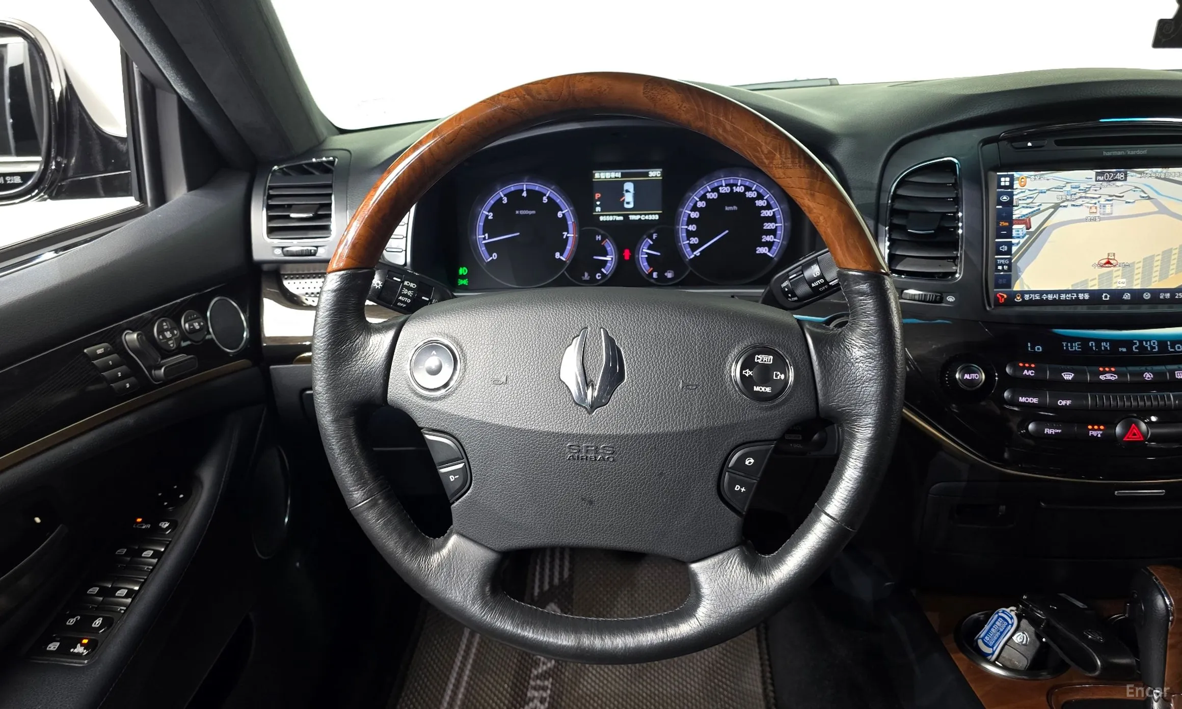 KG Mobility (SsangYong) Chairman W превью 13