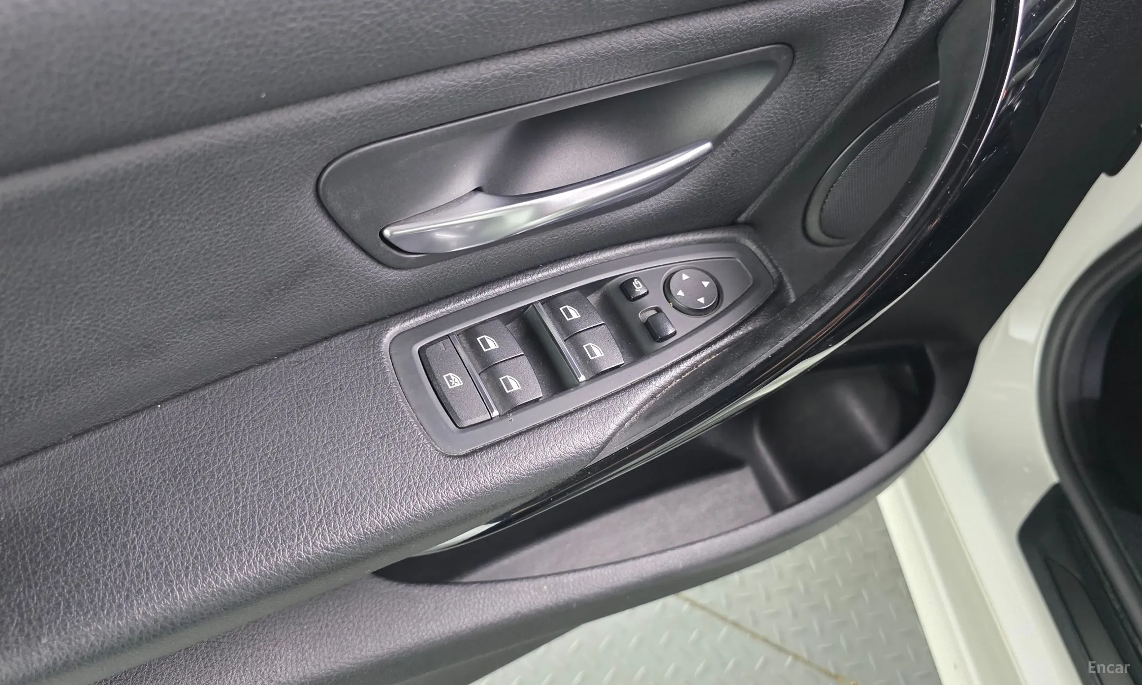 BMW 3 Series (F30) превью 19