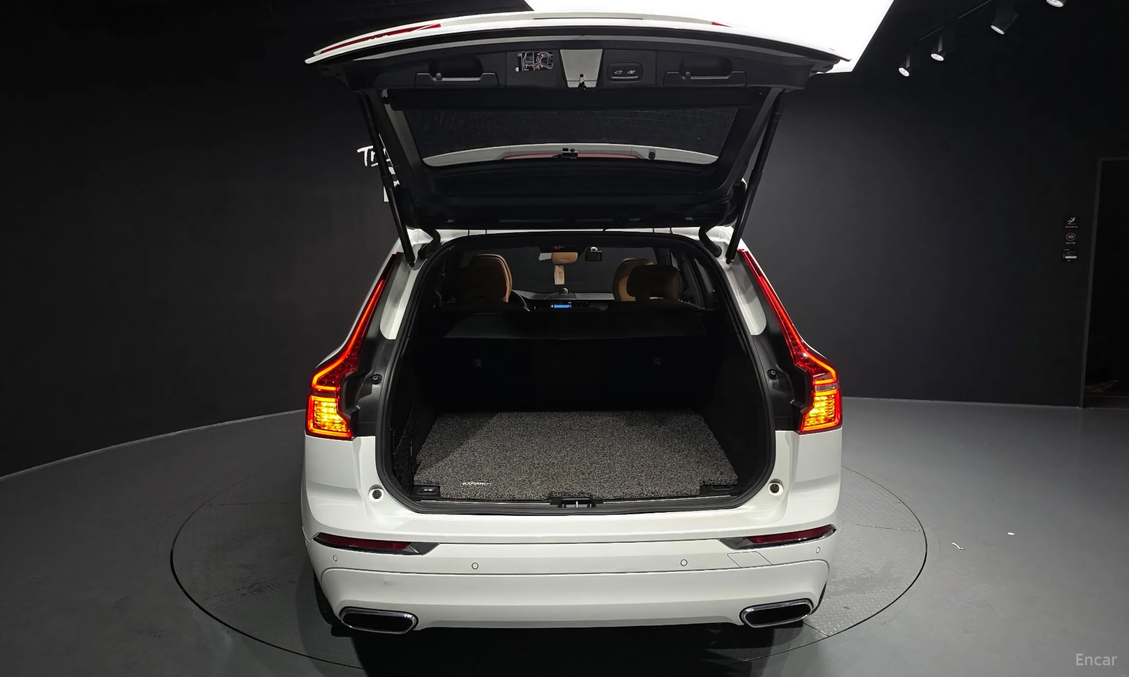 Volvo XC60 Gen 2 превью 20