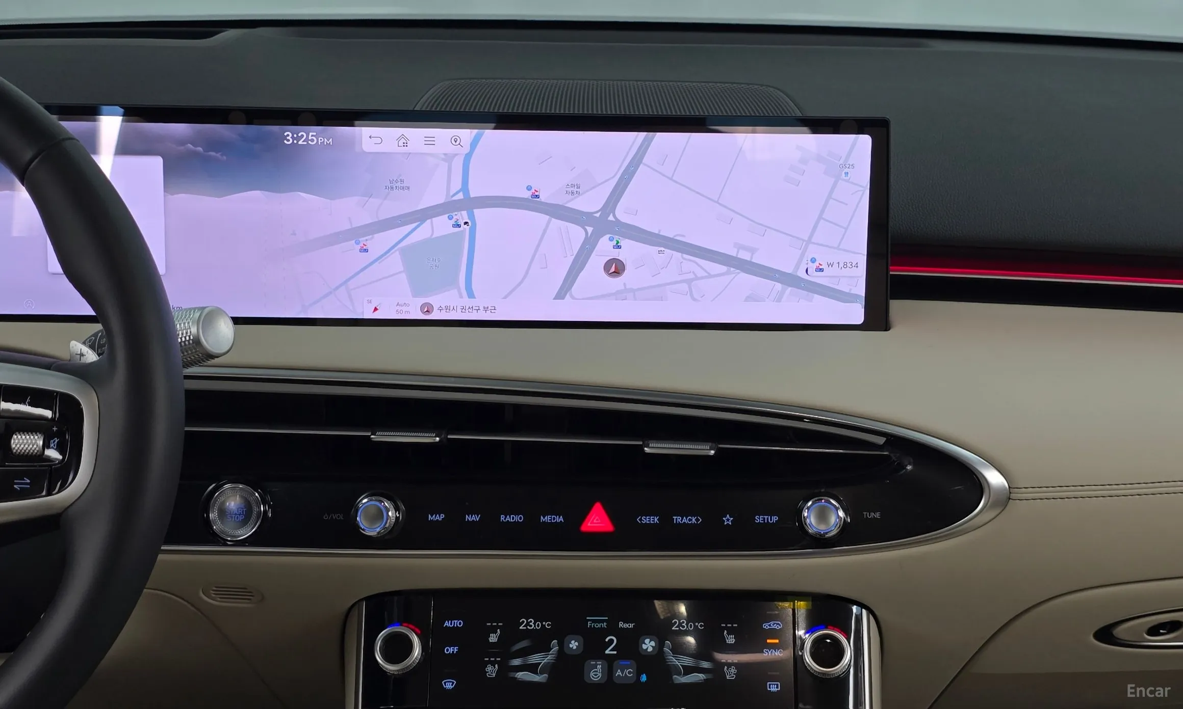 Genesis GV70 превью 12