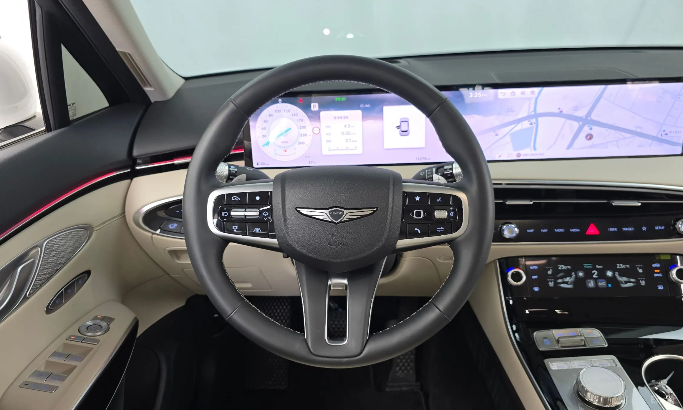 Genesis GV70 превью 13