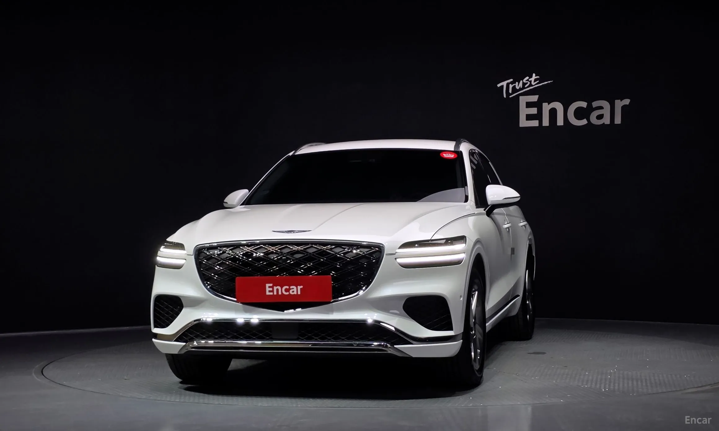 Genesis GV70 превью 3