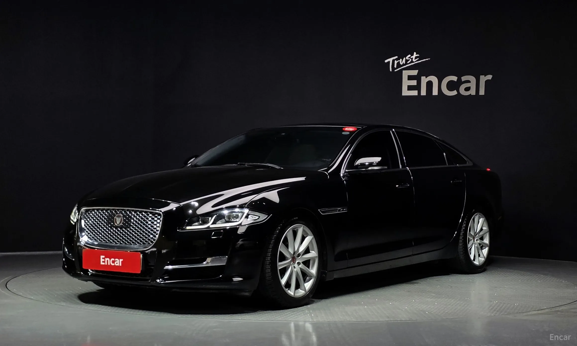 Jaguar All New XJ