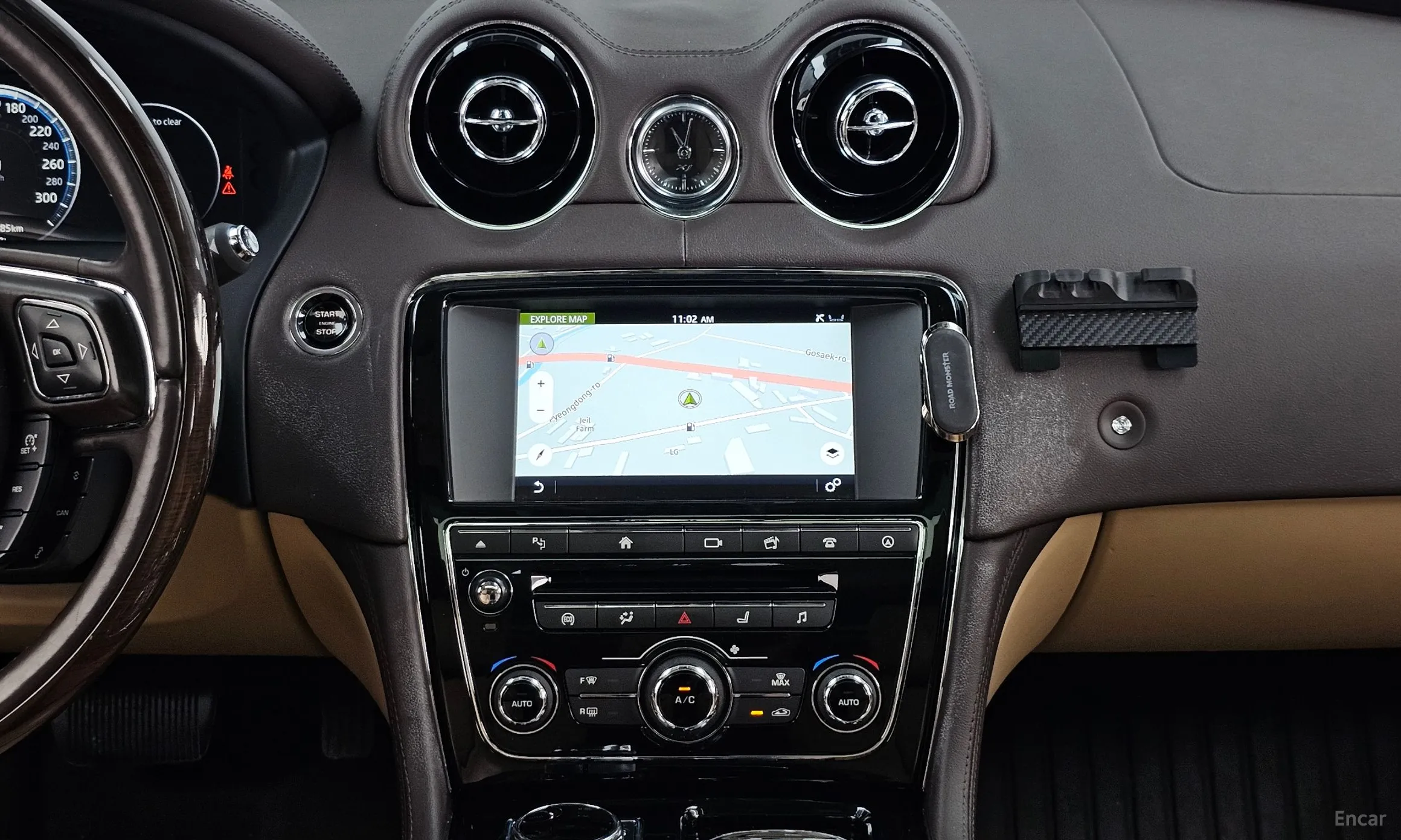 Jaguar All New XJ превью 14