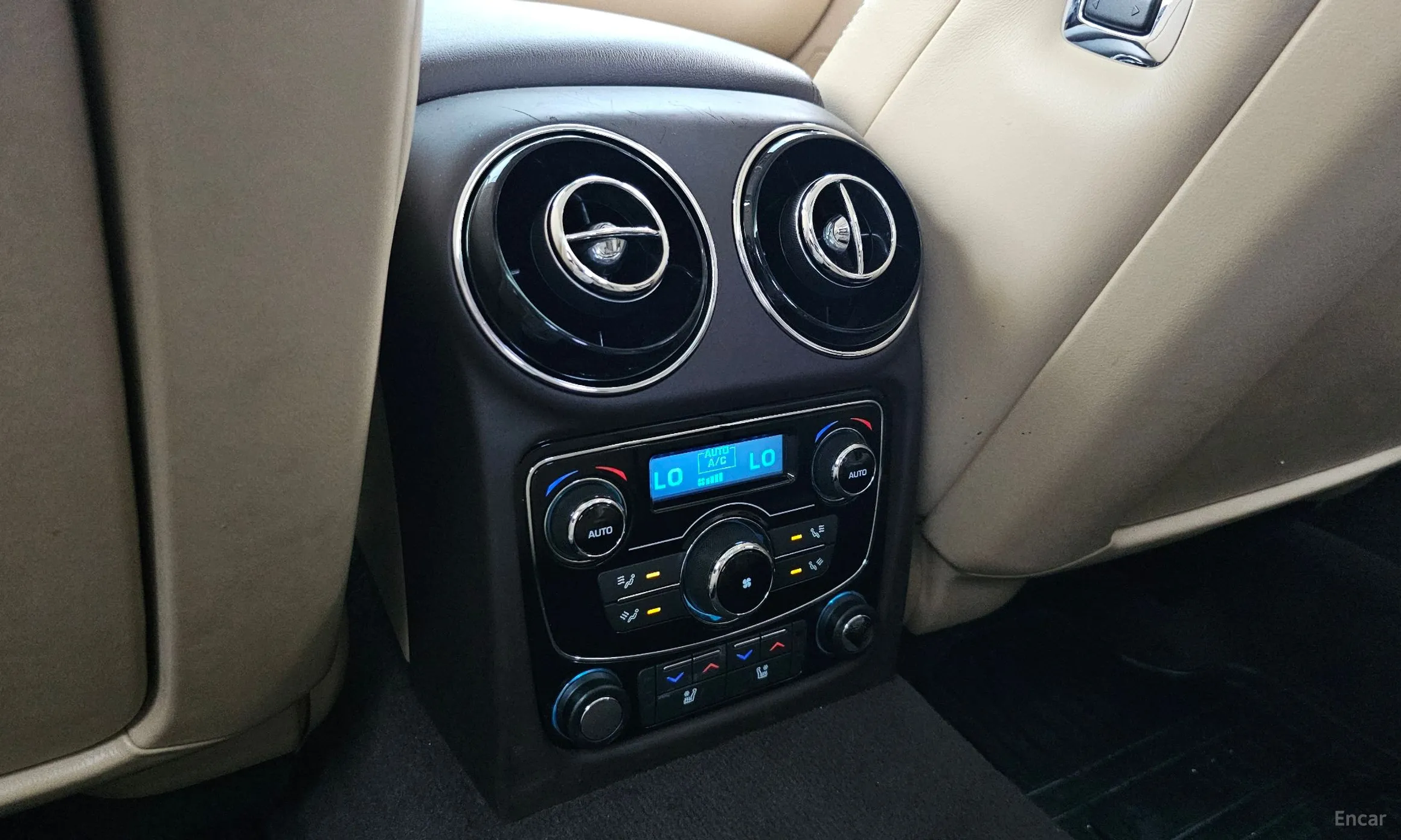 Jaguar All New XJ превью 19