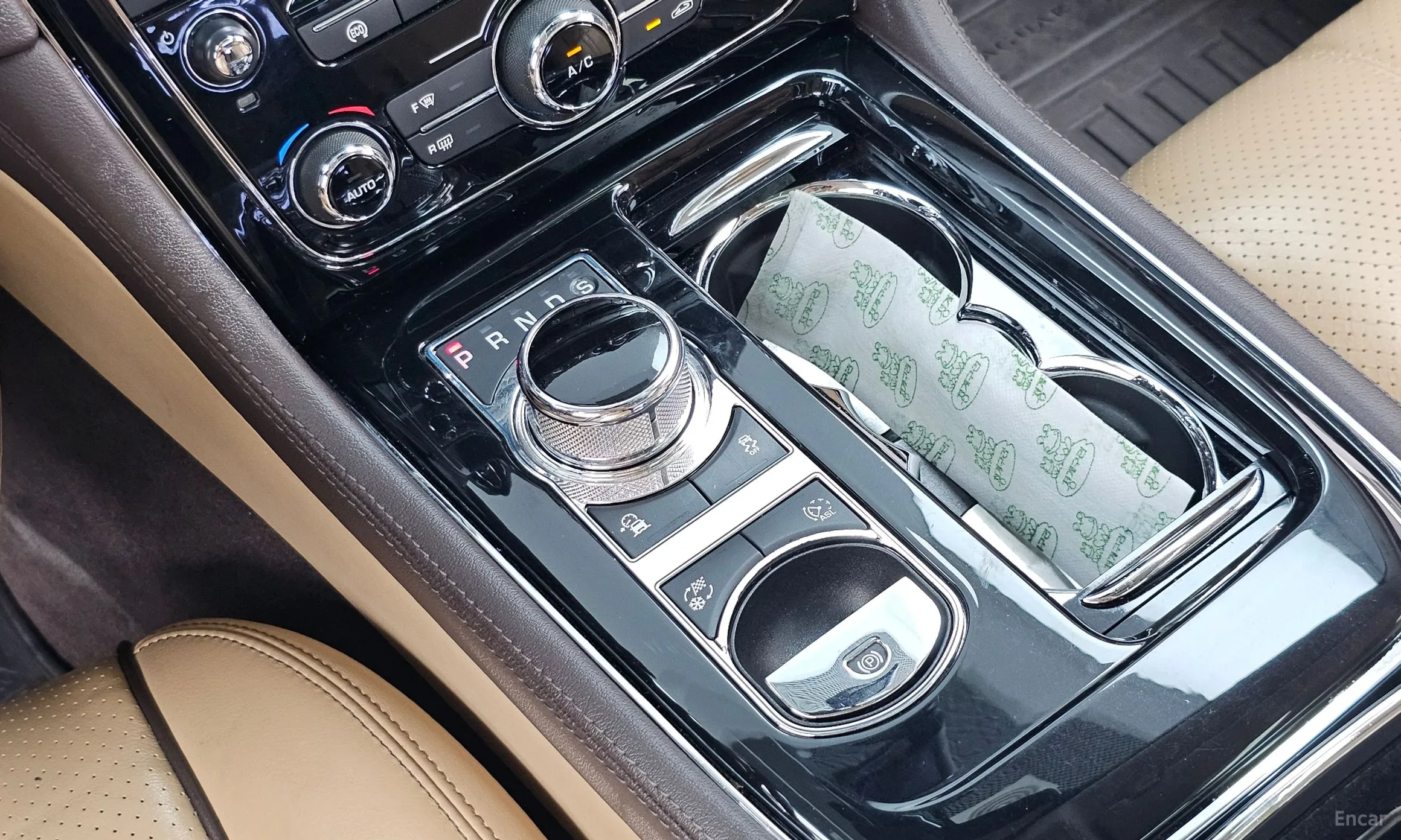 Jaguar All New XJ превью 9