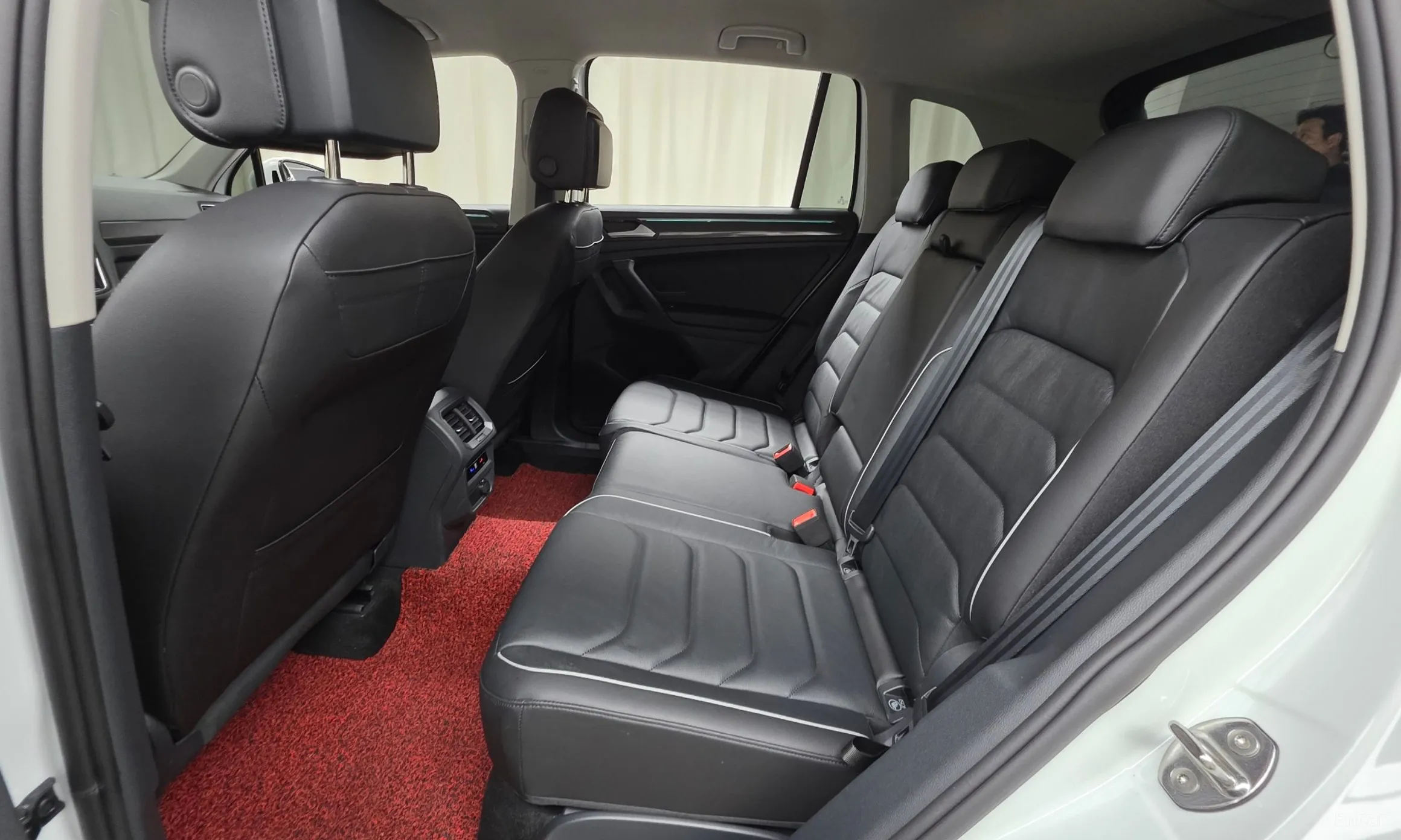 Volkswagen Tiguan 2nd Generation превью 12