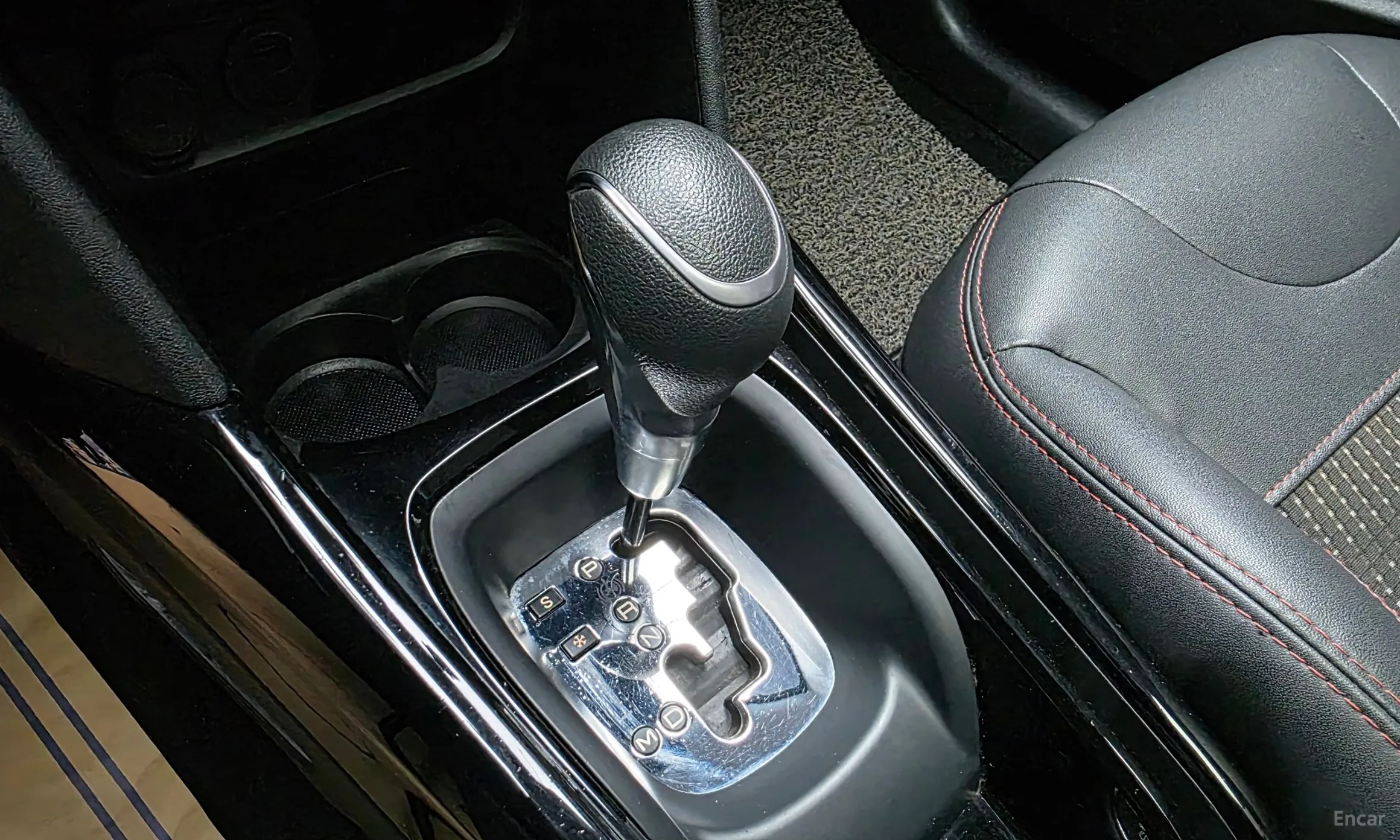 Peugeot 2008. превью 9