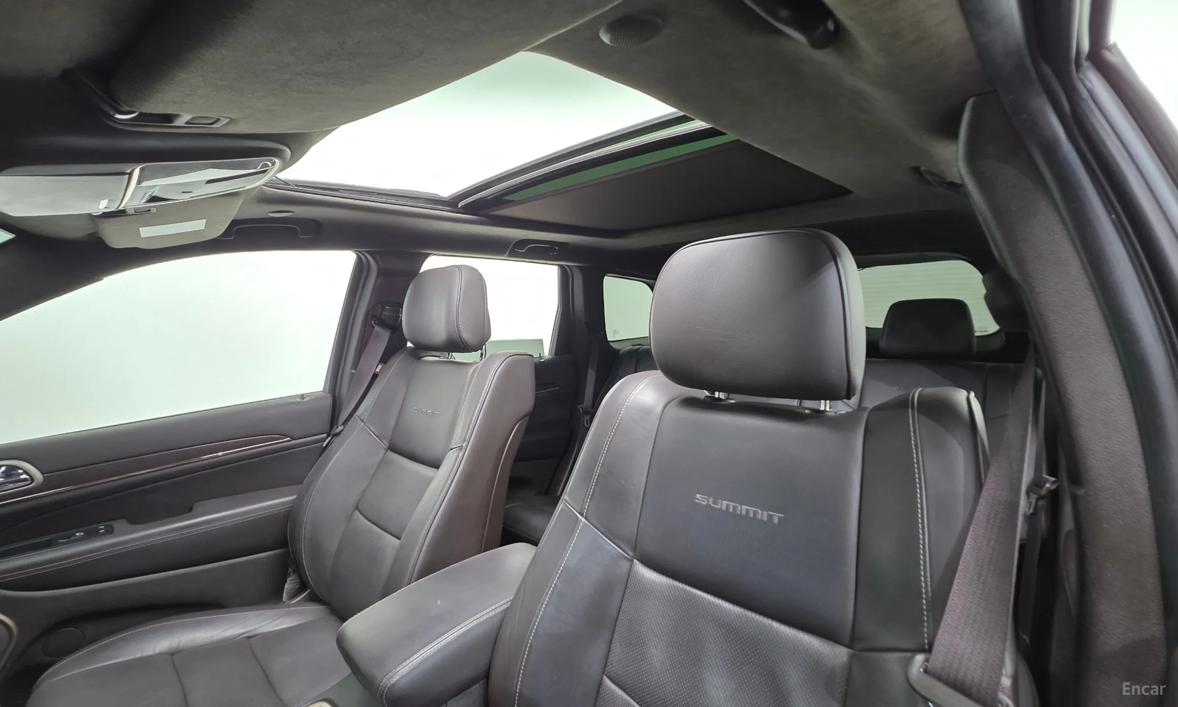 Jeep Grand Cherokee превью 11