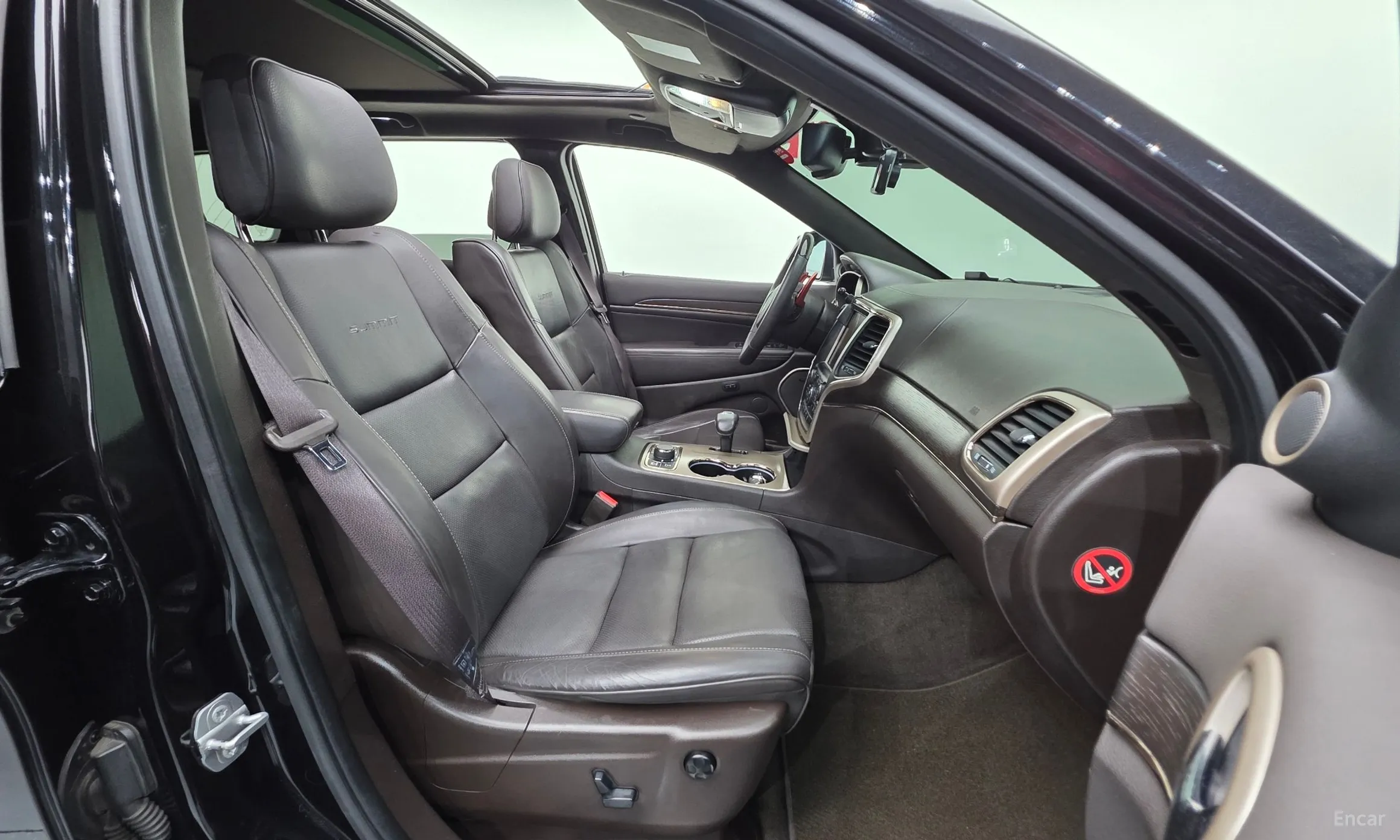 Jeep Grand Cherokee превью 19